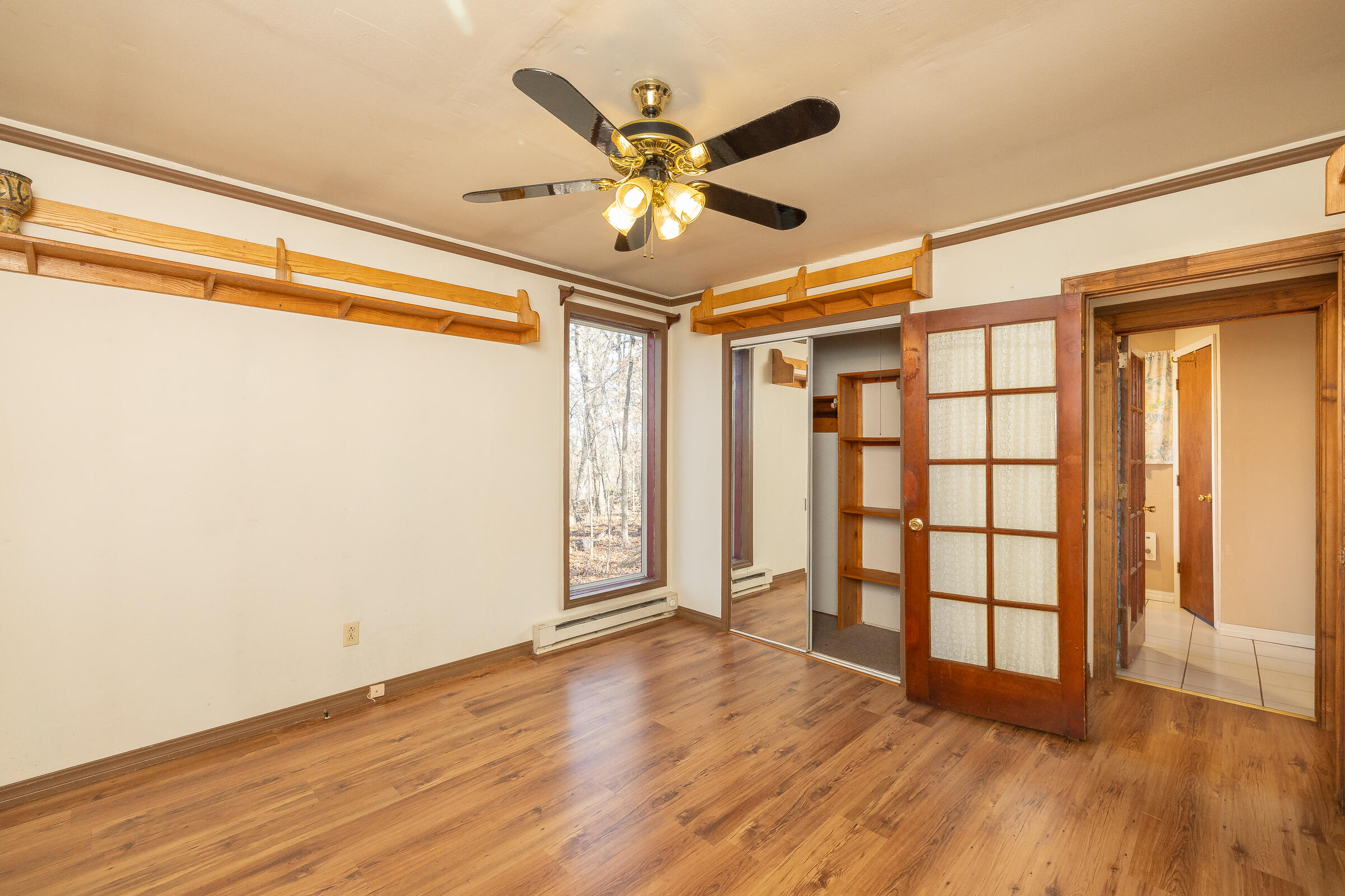 56 Thompson Lane Property Photo 15