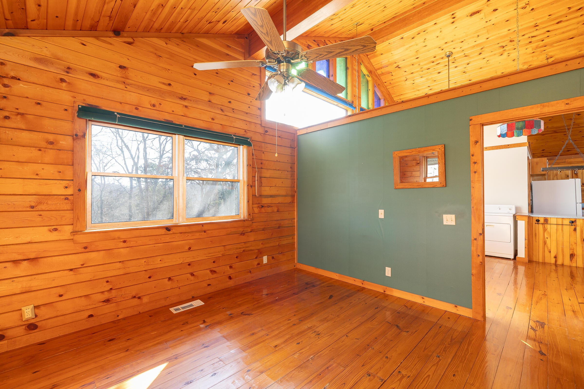 539 Thompson Lane Property Photo 11