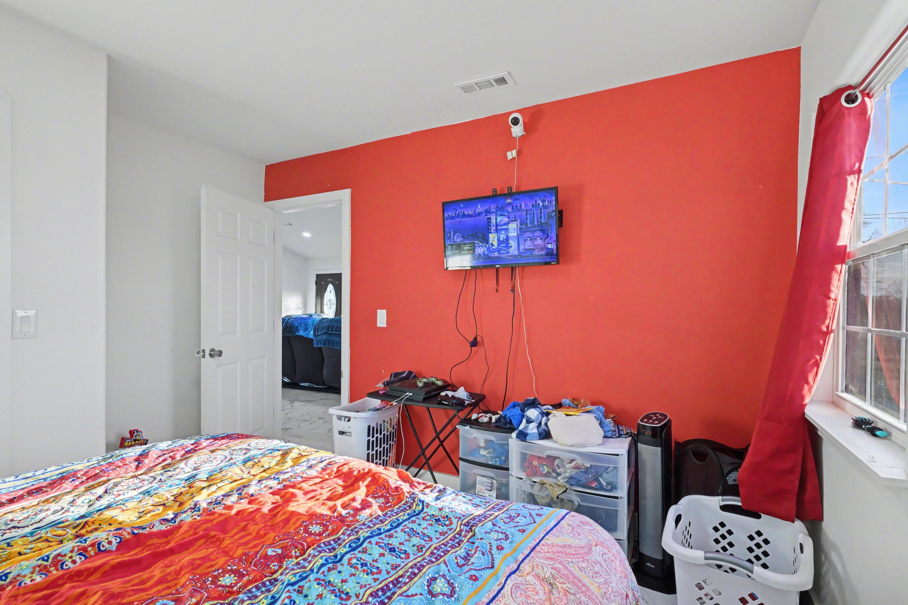 301 North Myrtle Street Property Photo 13
