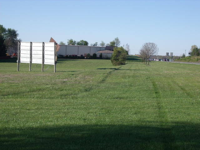 1500 North State Highway 160 Property Photo 3