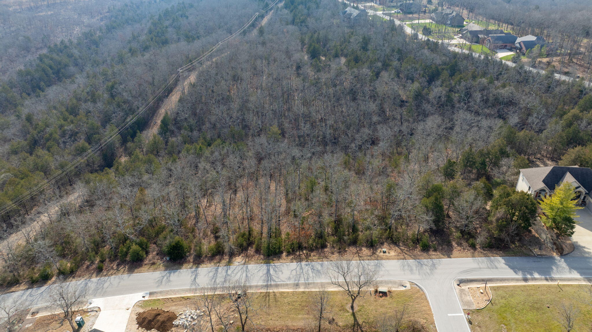 #4 Fox Hollow Road Property Photo 9