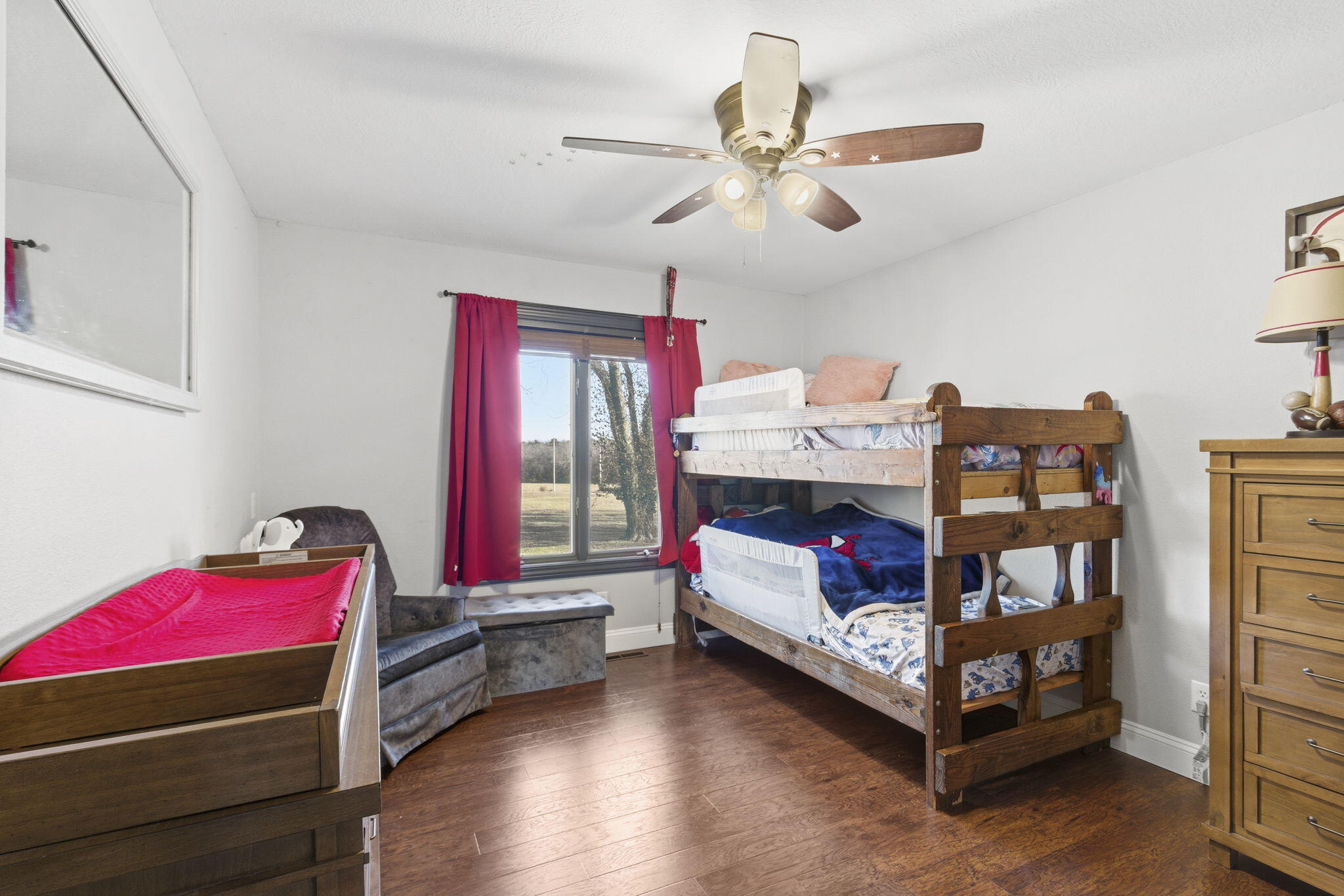 575 North Lemmon Avenue Property Photo 19
