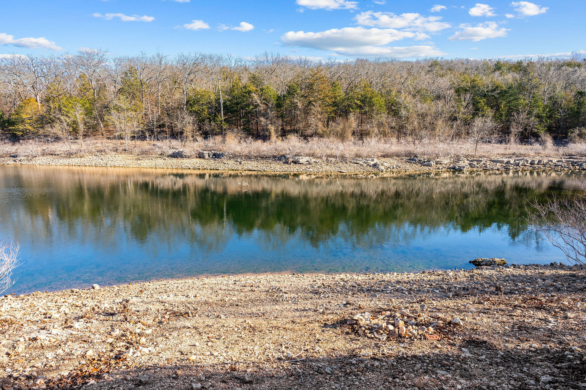 2416 Bread Tray Mountain Road Property Photo 6