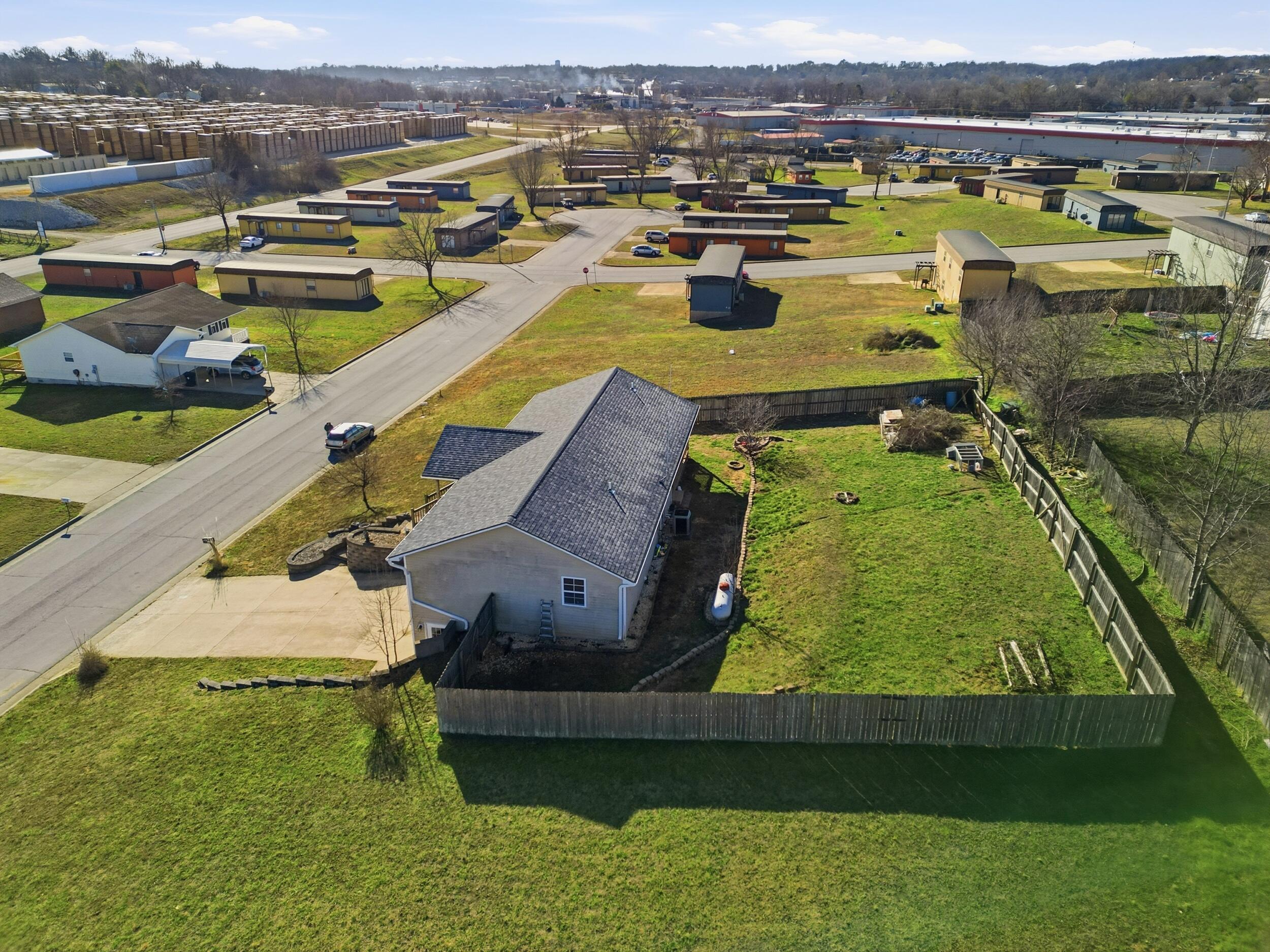 1605 Jon Street Property Photo 7