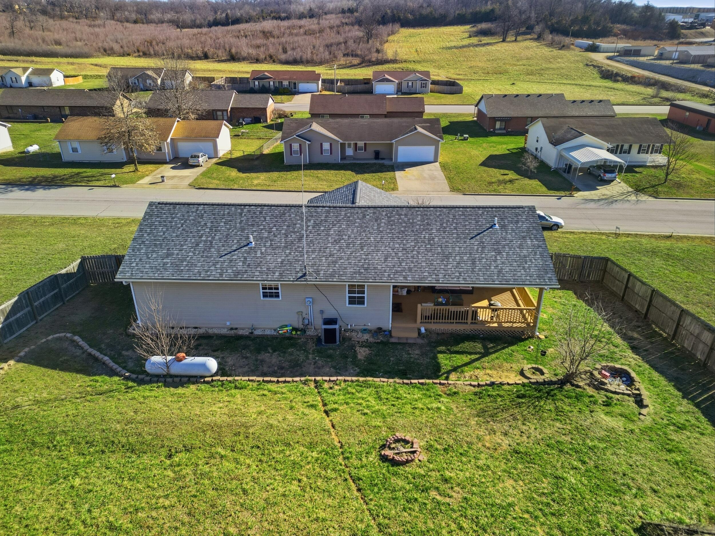 1605 Jon Street Property Photo 10
