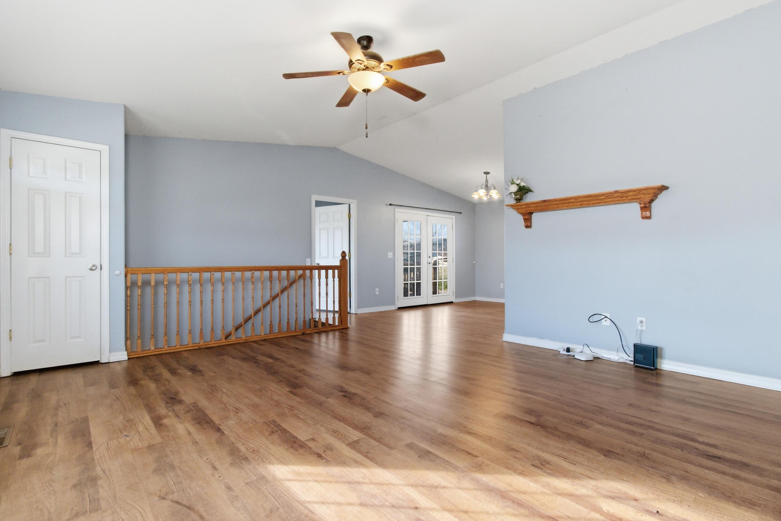 1605 Jon Street Property Photo 13