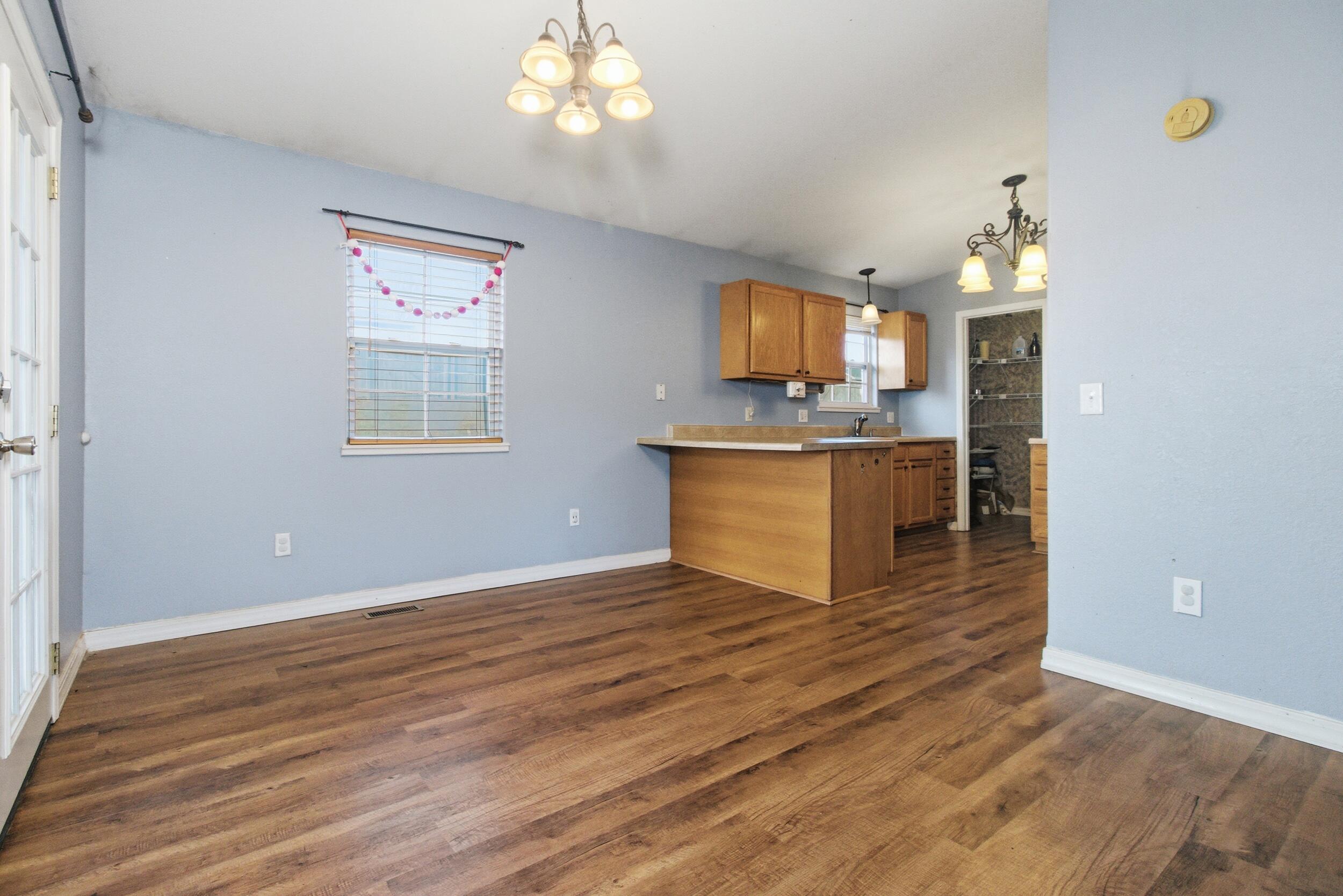 1605 Jon Street Property Photo 15
