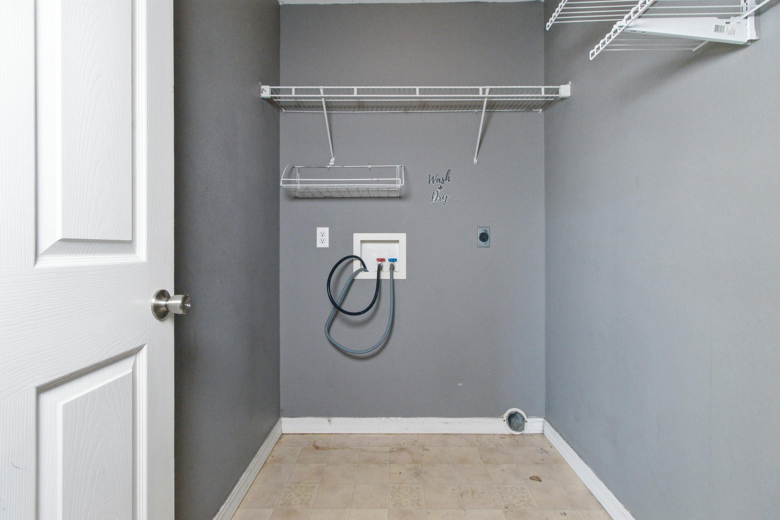 1605 Jon Street Property Photo 23