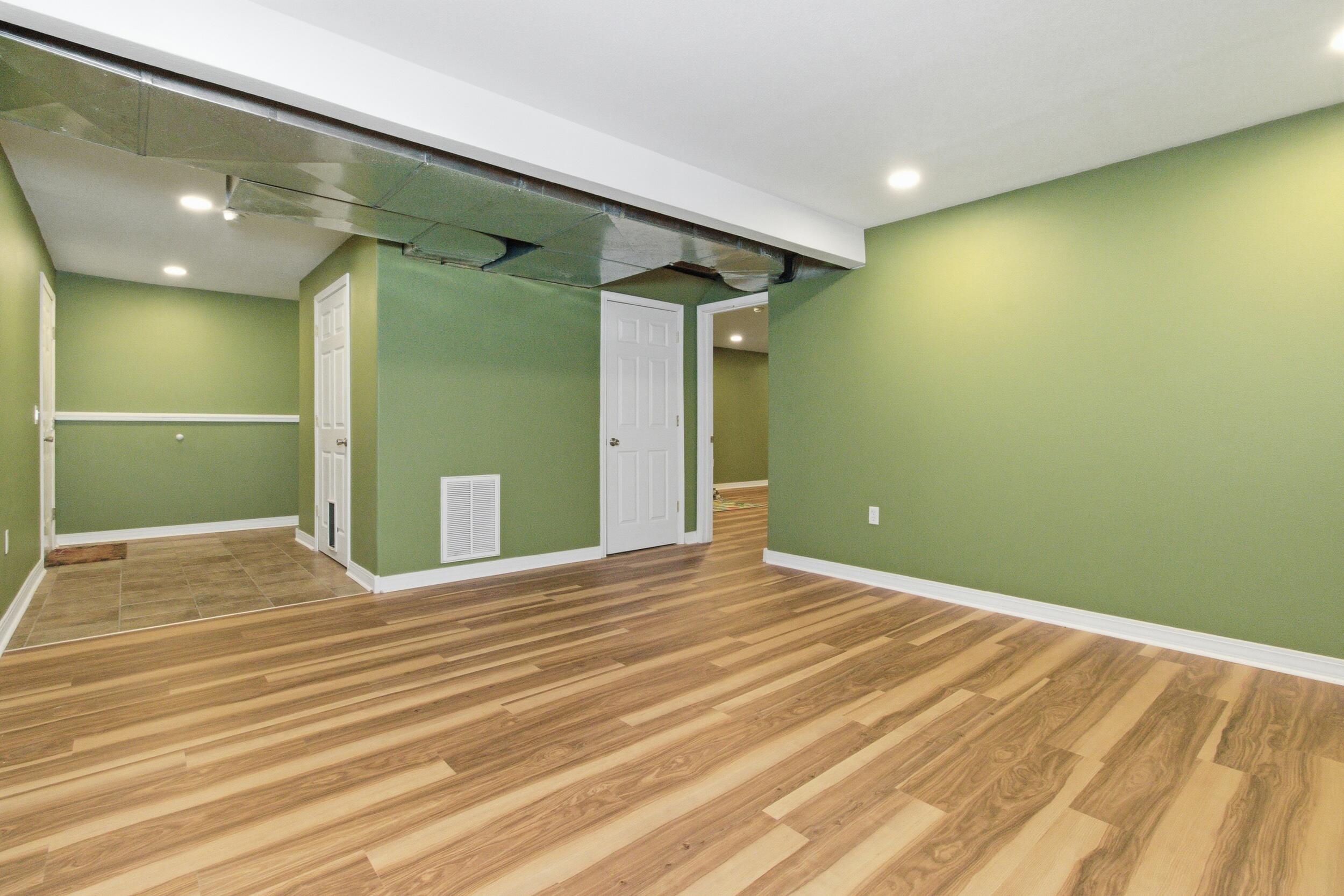 1605 Jon Street Property Photo 29