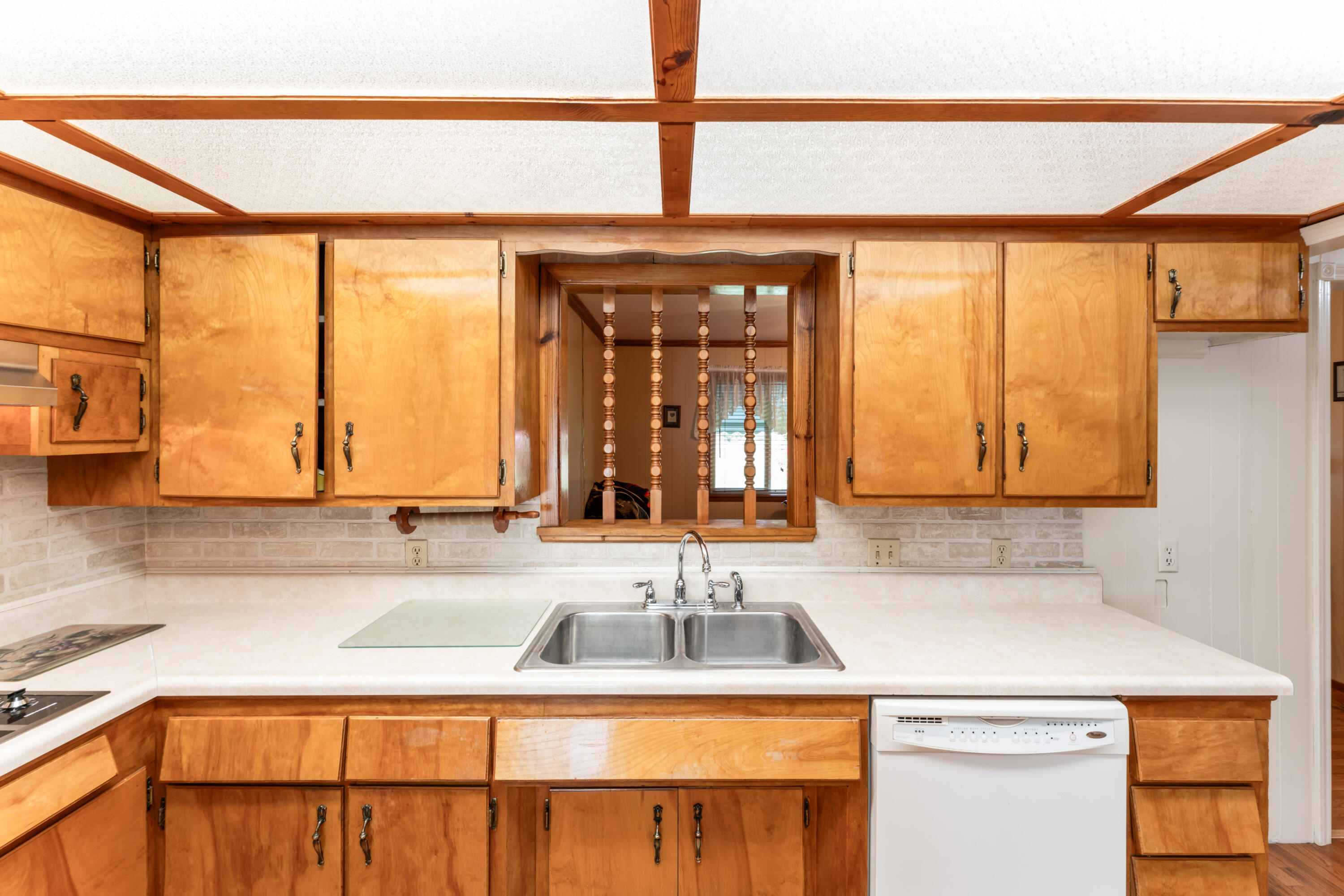 1719 North Pine Street Property Photo 10