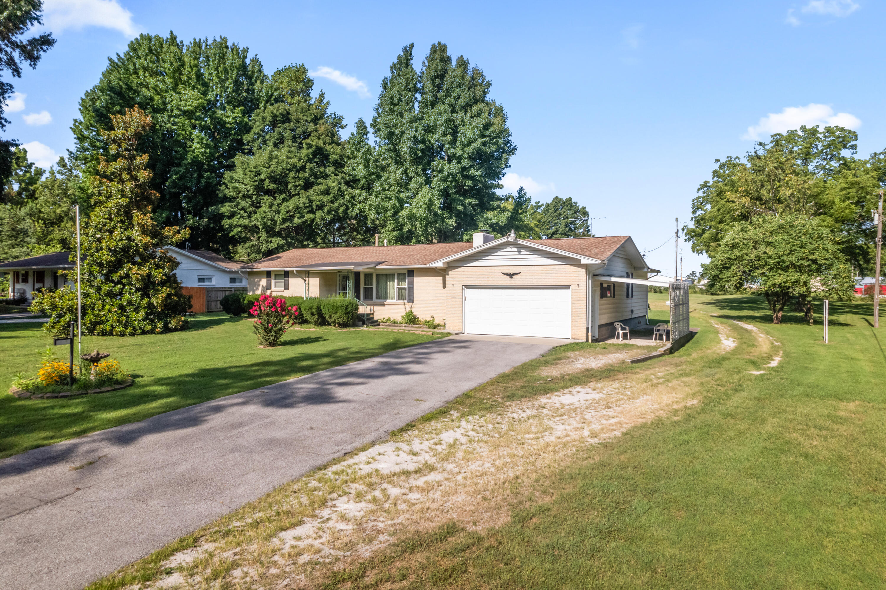 1719 North Pine Street Property Photo 11