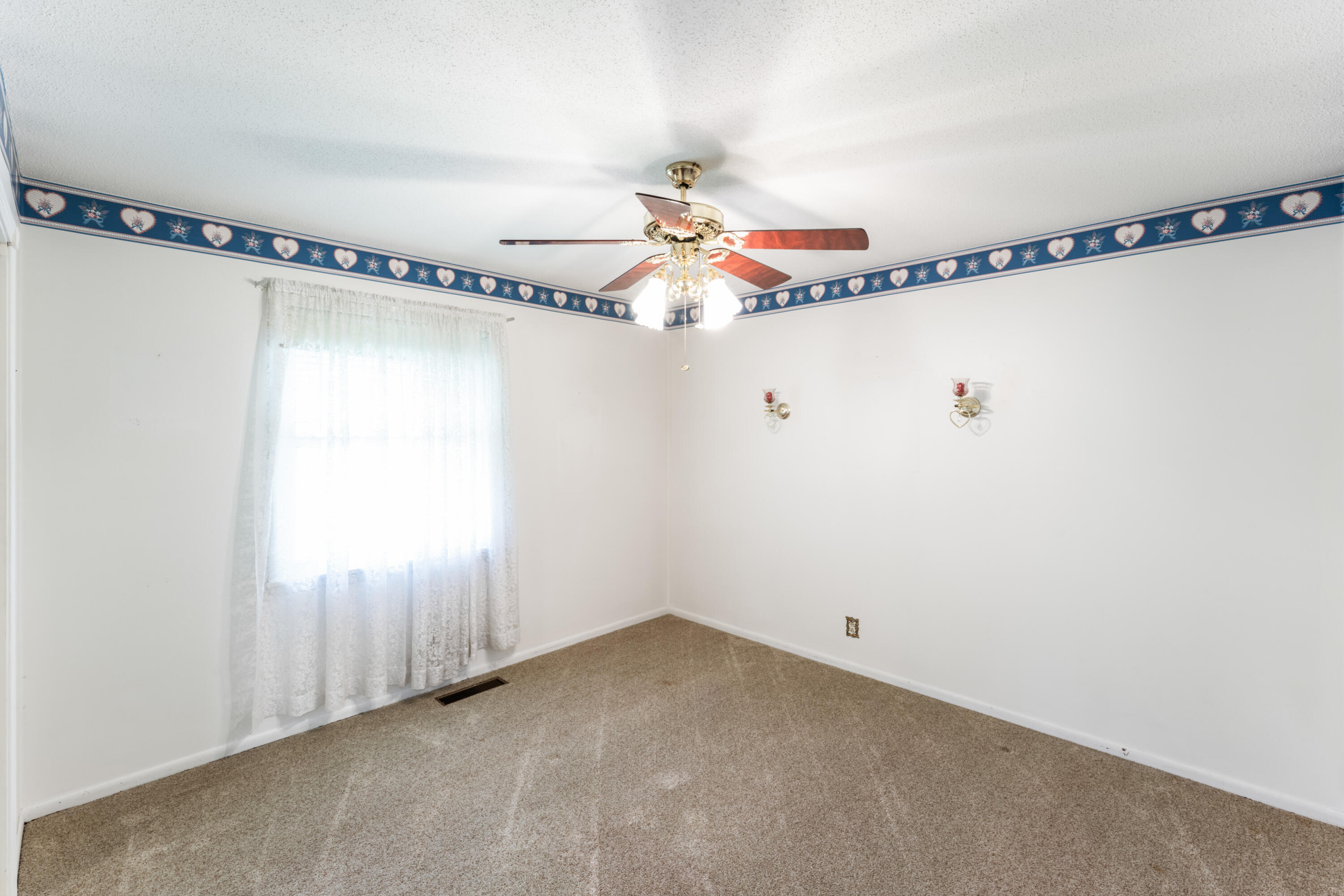 1719 North Pine Street Property Photo 20