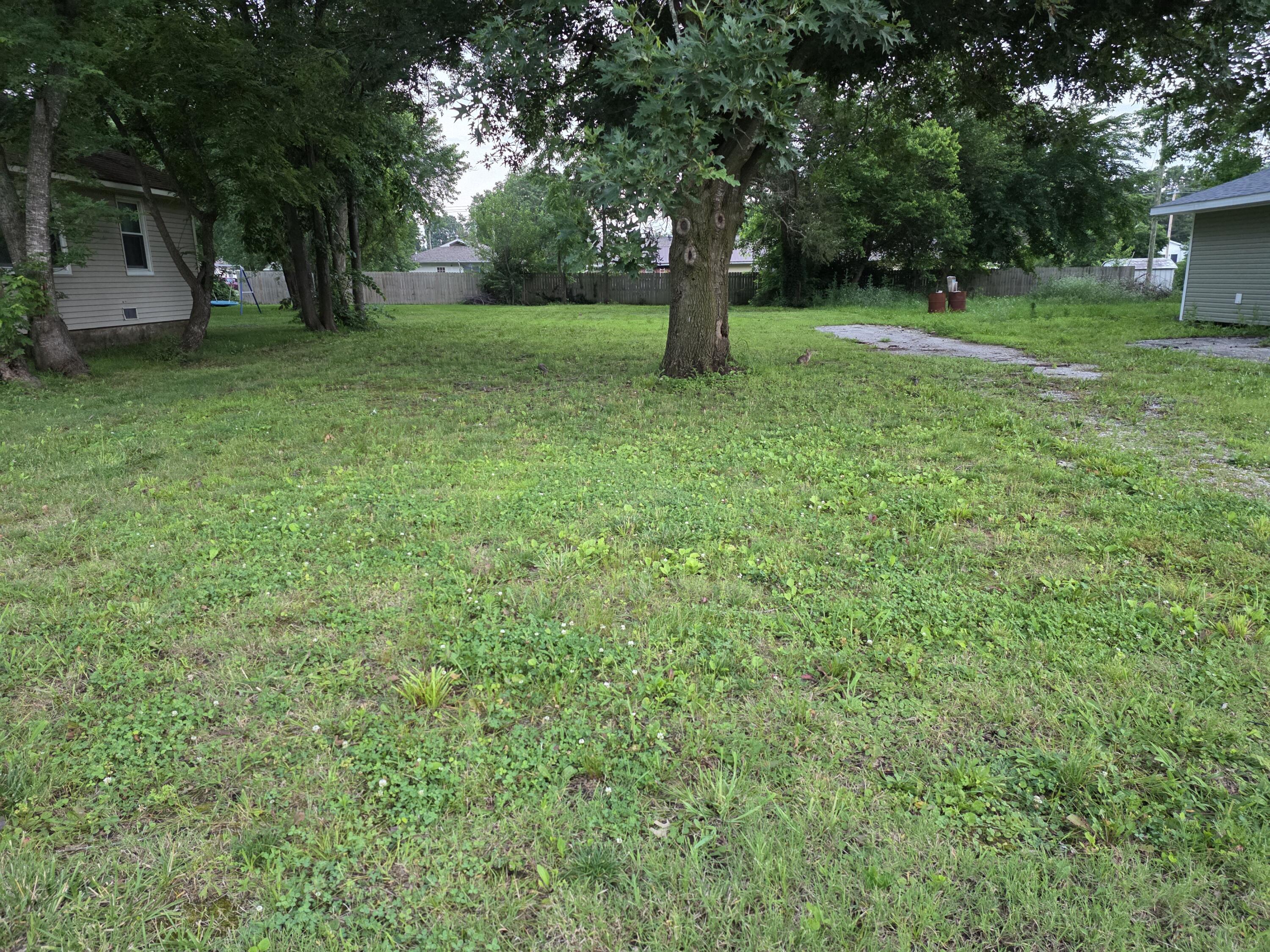 109 Thurman Property Photo 1