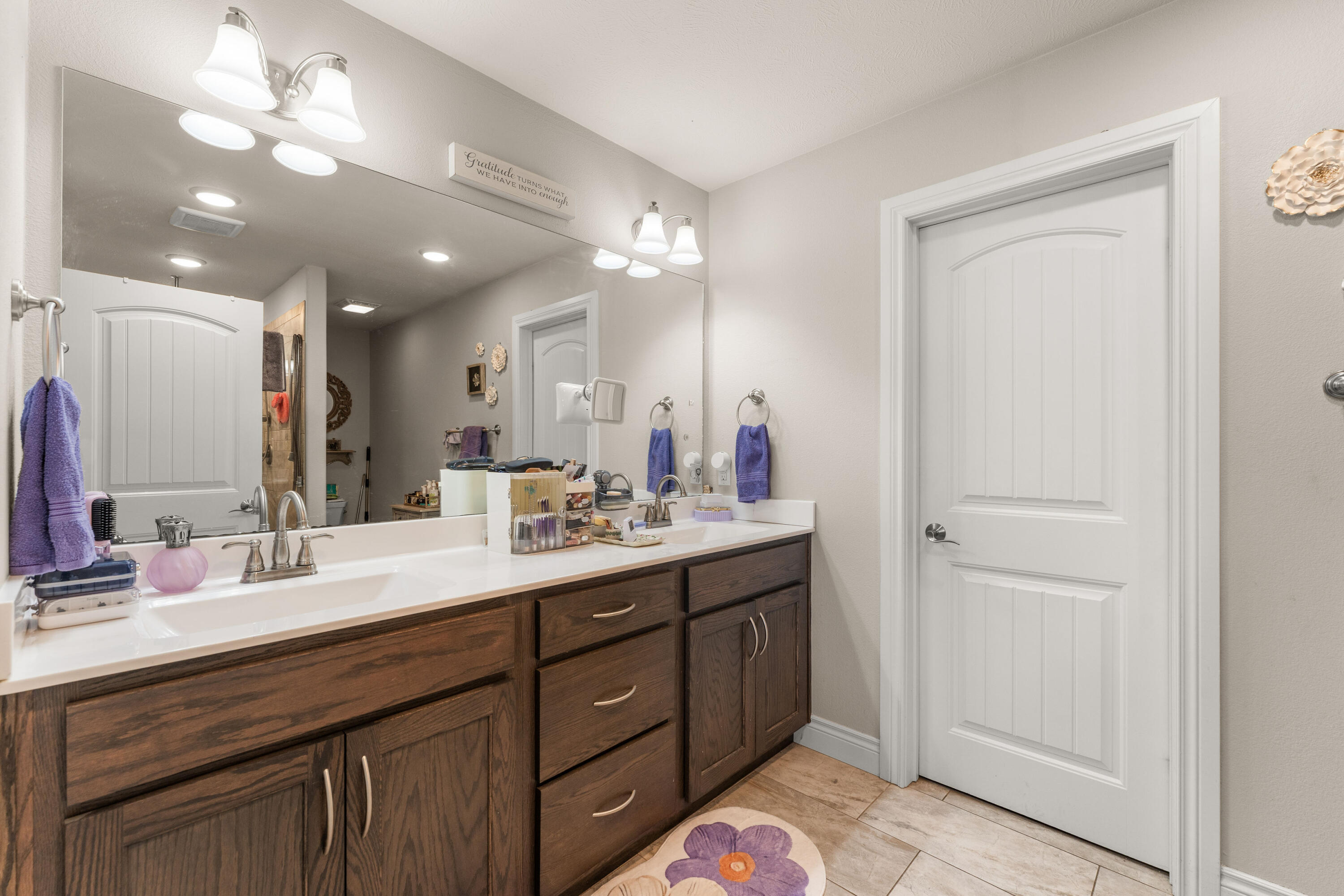101 Jury Lane Property Photo 14