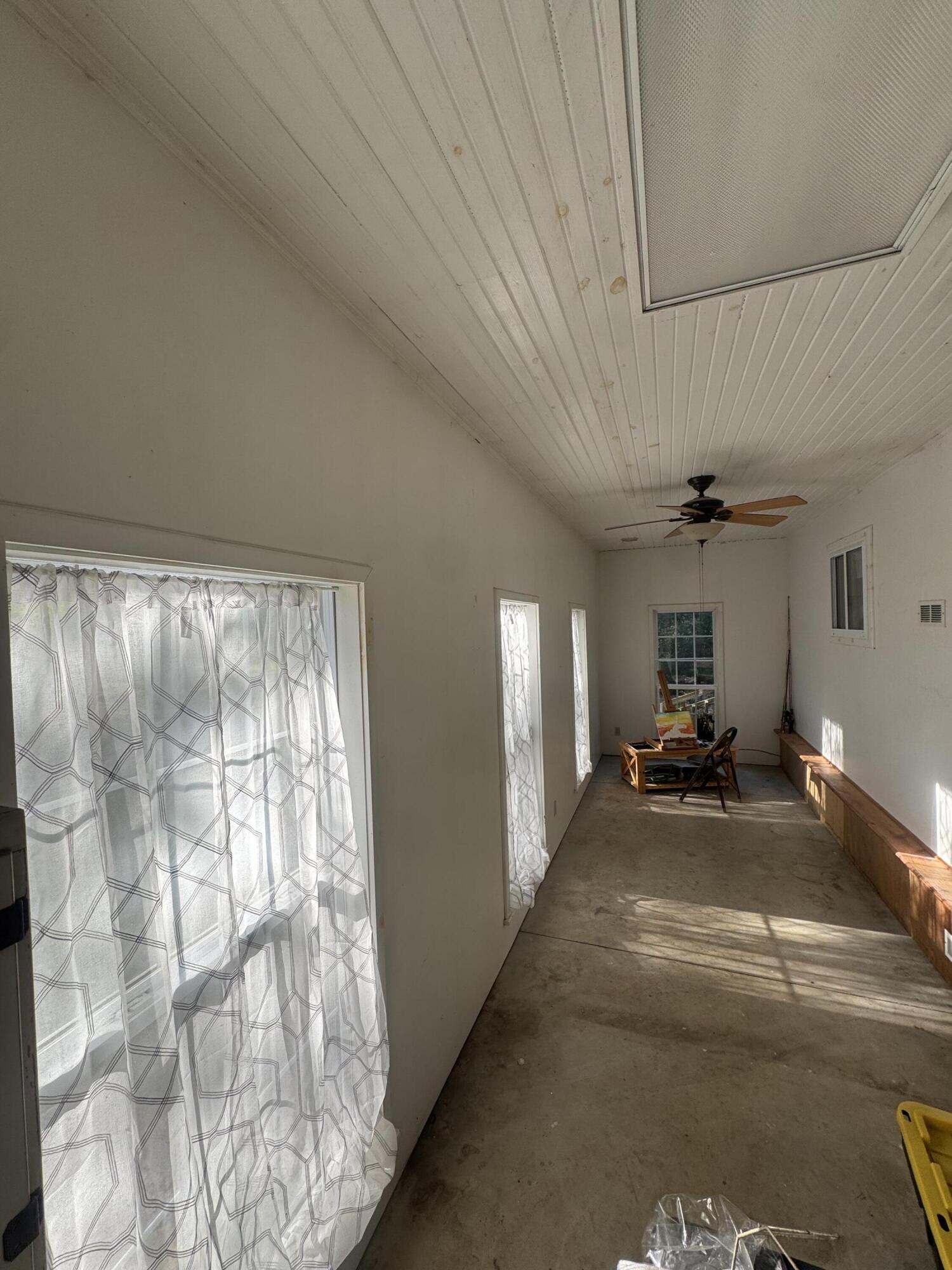 18674 Farm Road 1045 Property Photo 11