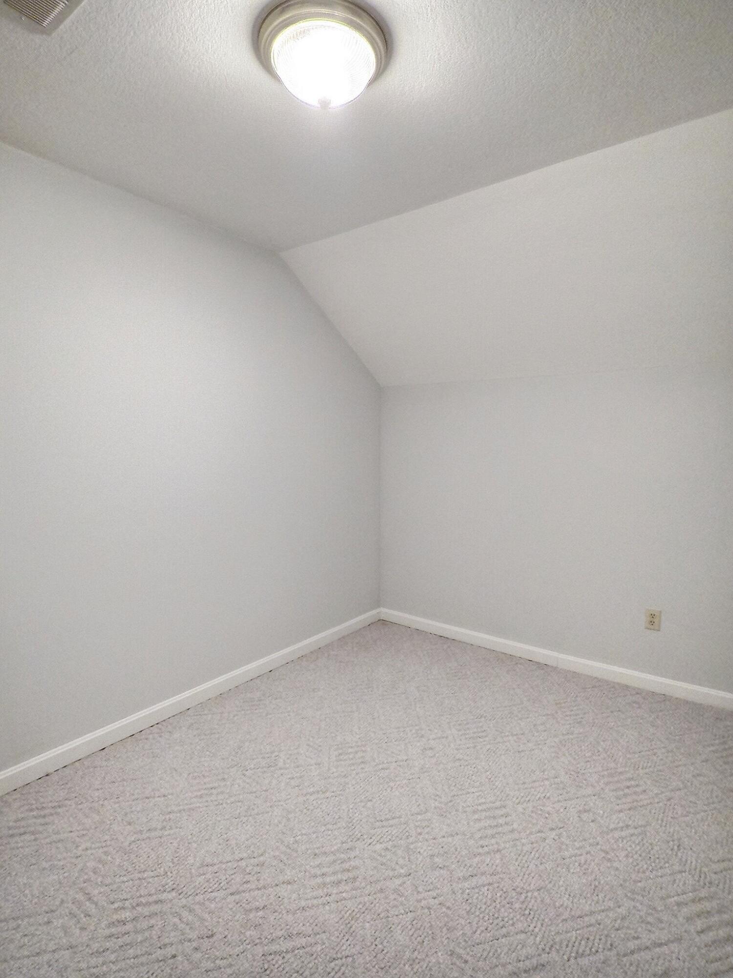 103 Holliday Drive Property Photo 34