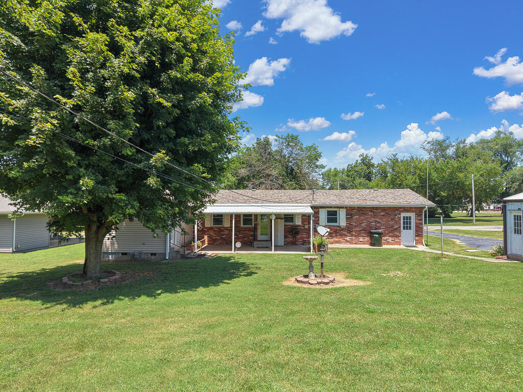 310 East Carnes Street Property Photo 5