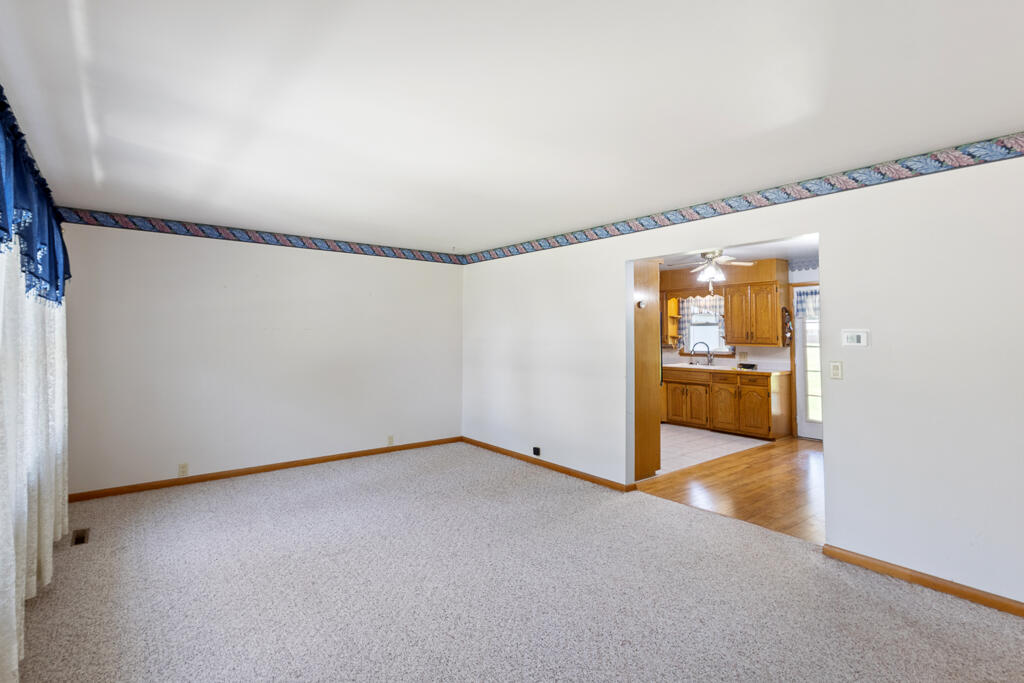 310 East Carnes Street Property Photo 13