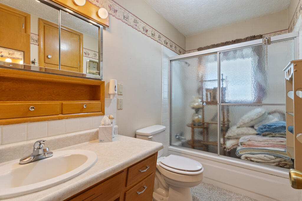 310 East Carnes Street Property Photo 30