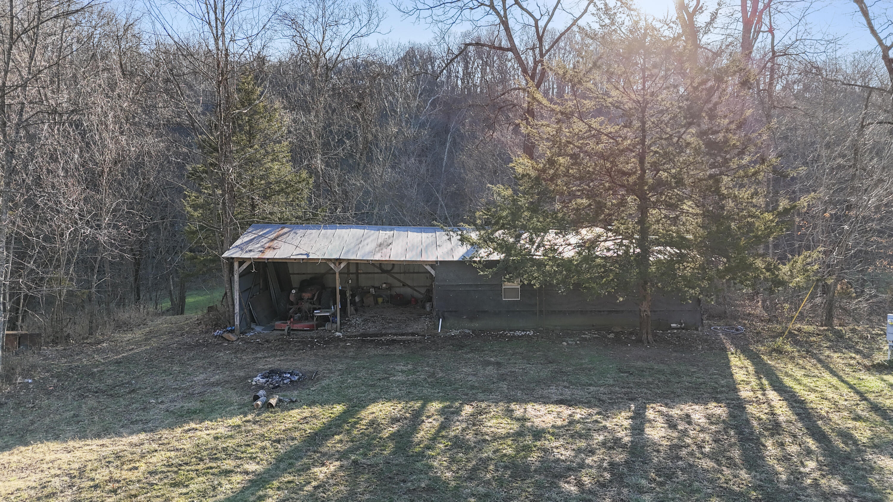 Xoxo Flag Springs Road Property Photo 10