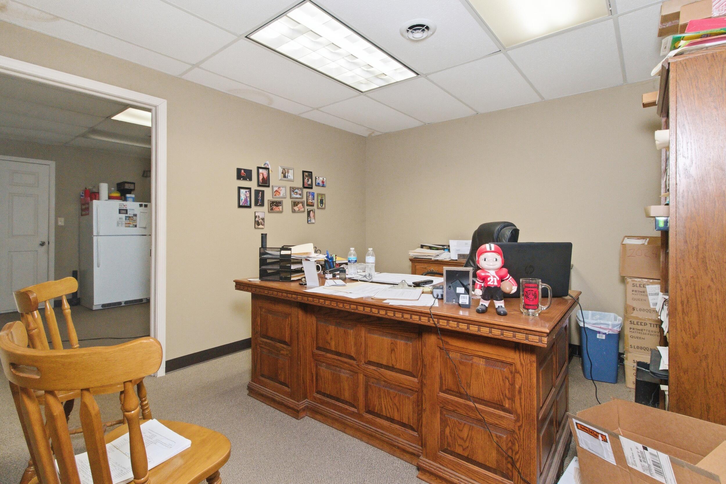 1024 South Sam Houston Boulevard Property Photo 16