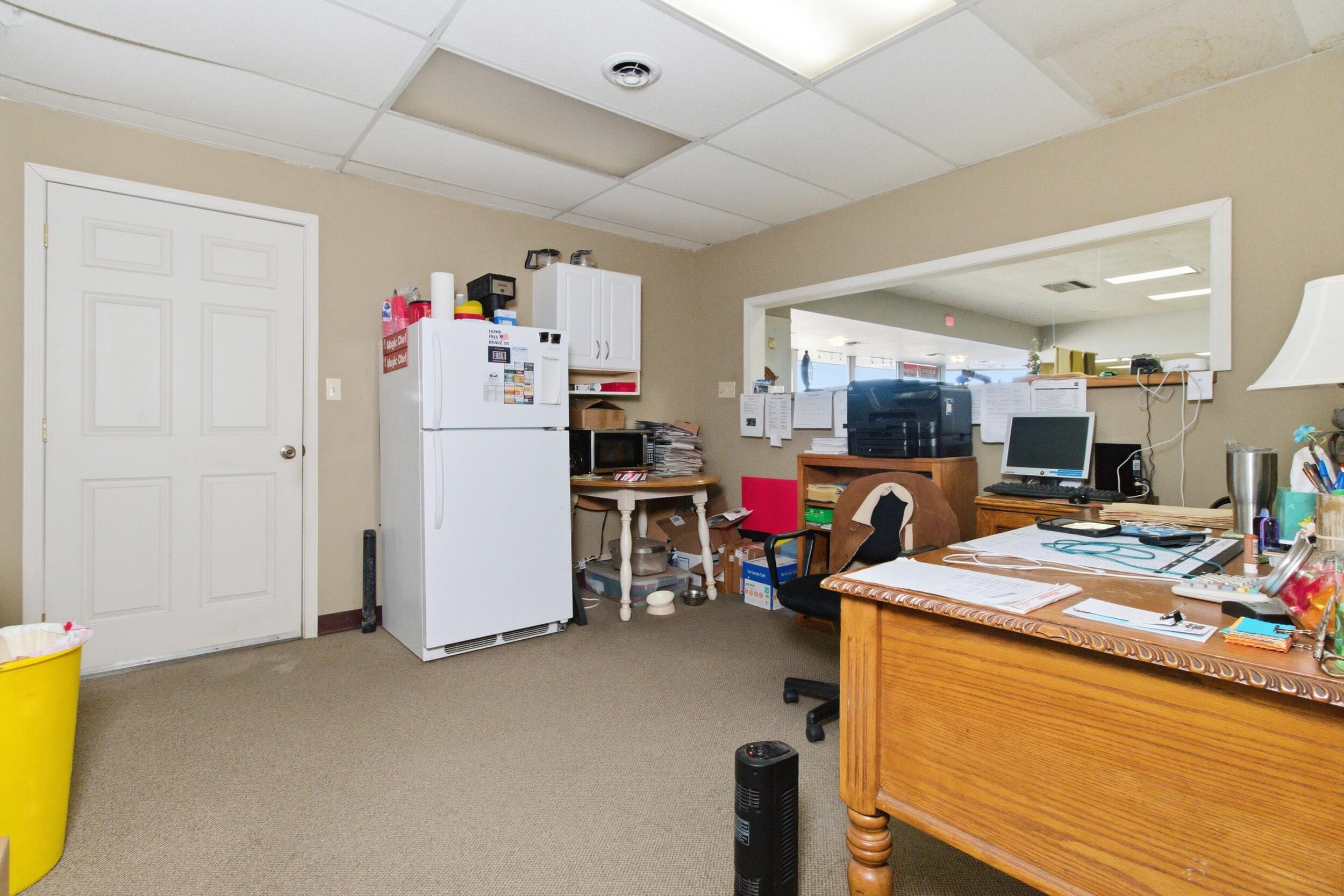 1024 South Sam Houston Boulevard Property Photo 17