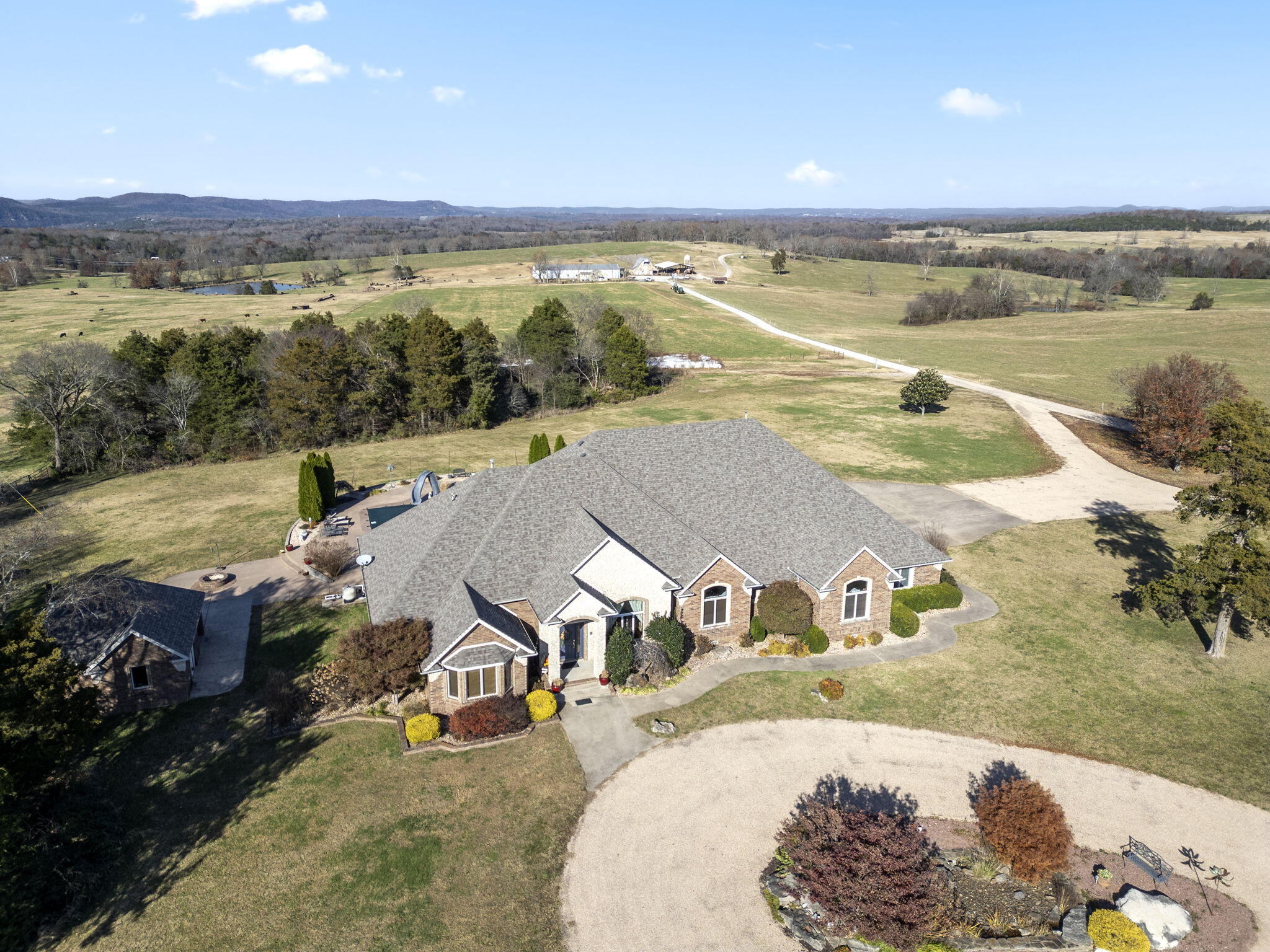 27082 State Highway J Property Photo 3