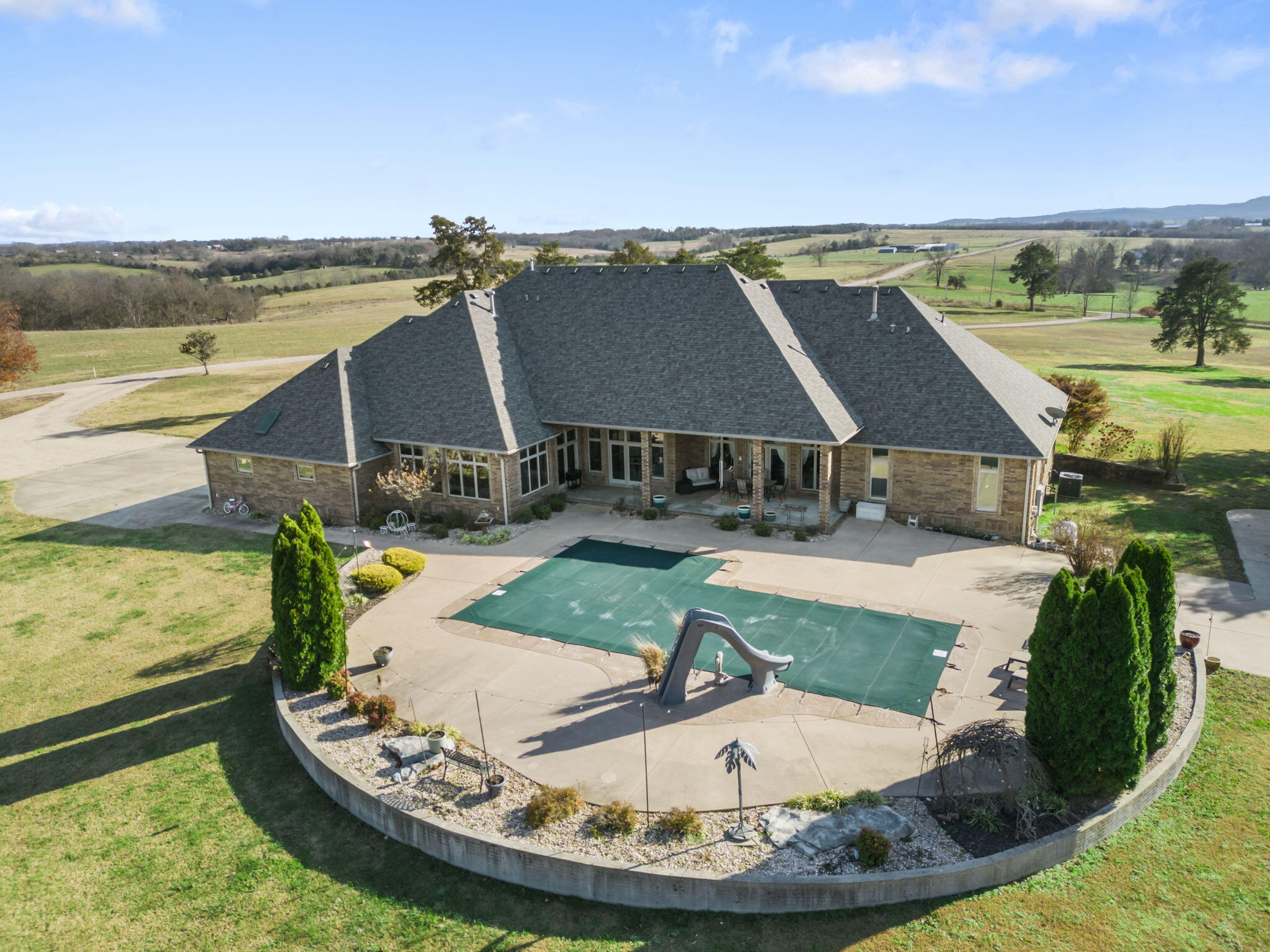 27082 State Highway J Property Photo 5