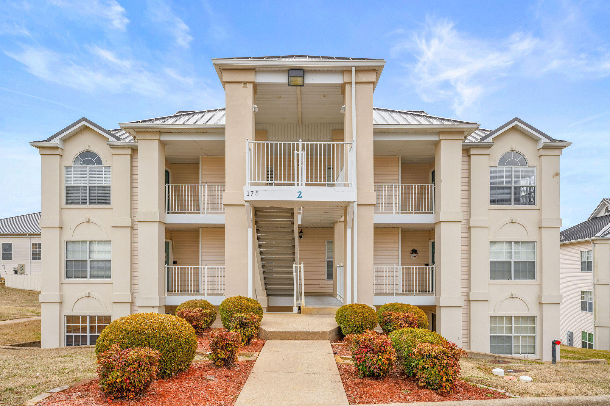 175 Meadow Brook Lane 2-2 Property Photo 1