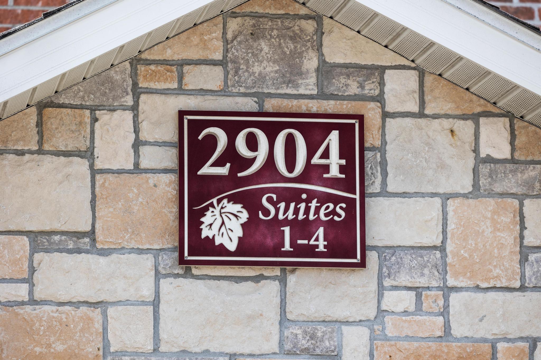 2904 Vineyards Parkway 1 Property Photo 28