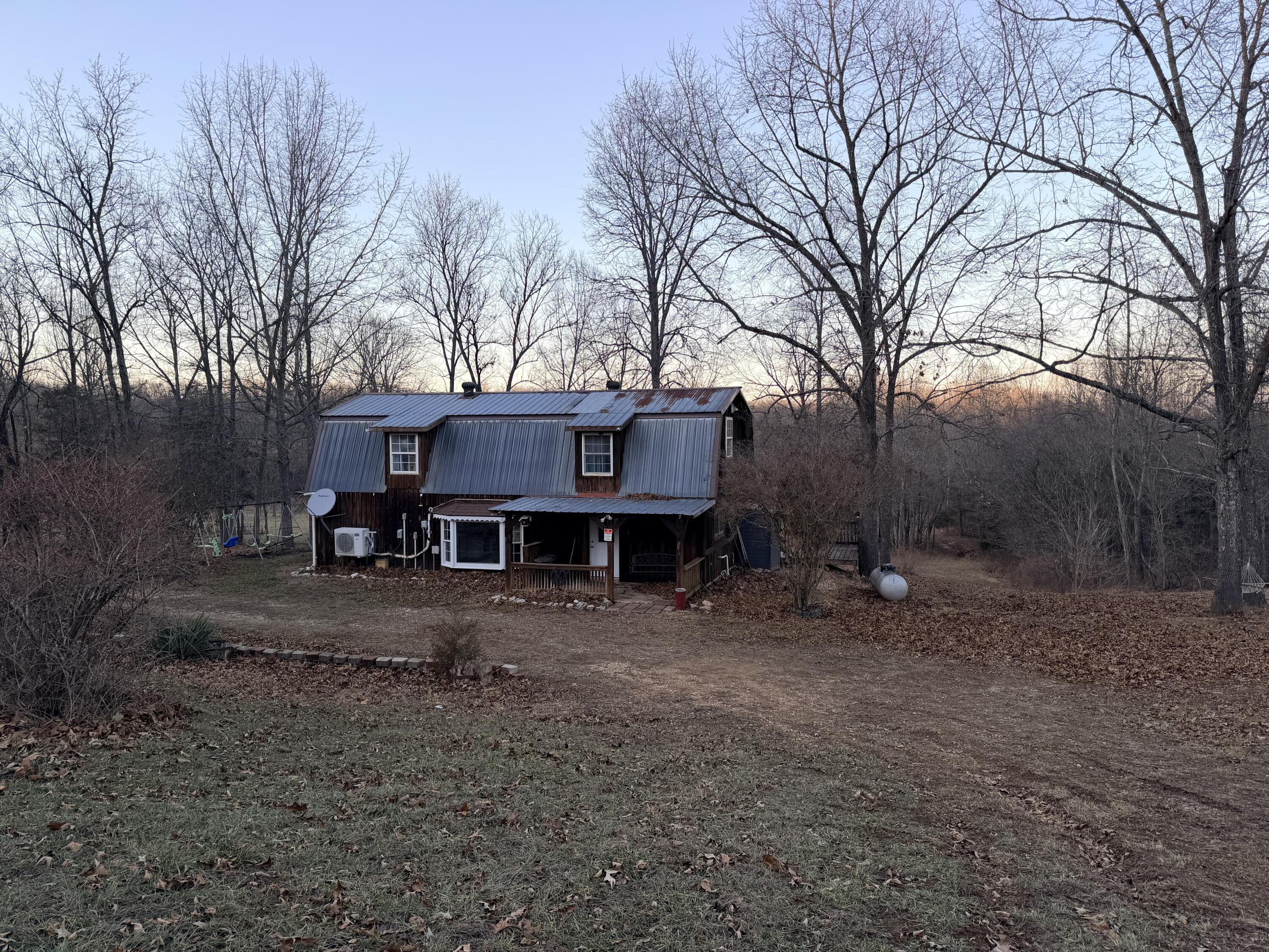 153 Private Road 204-184 Property Photo 4