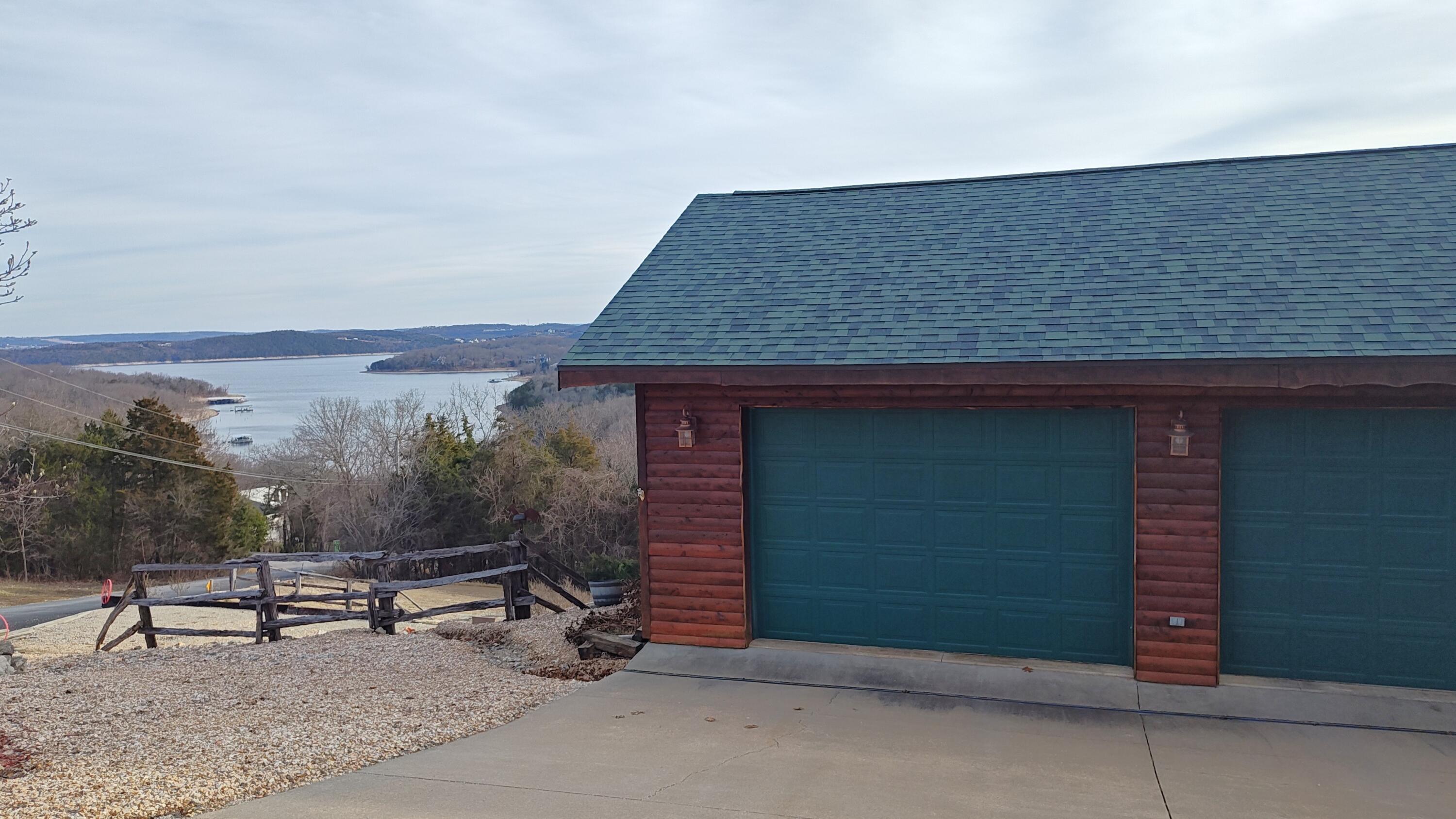 10 Baywood Circle Property Photo 4
