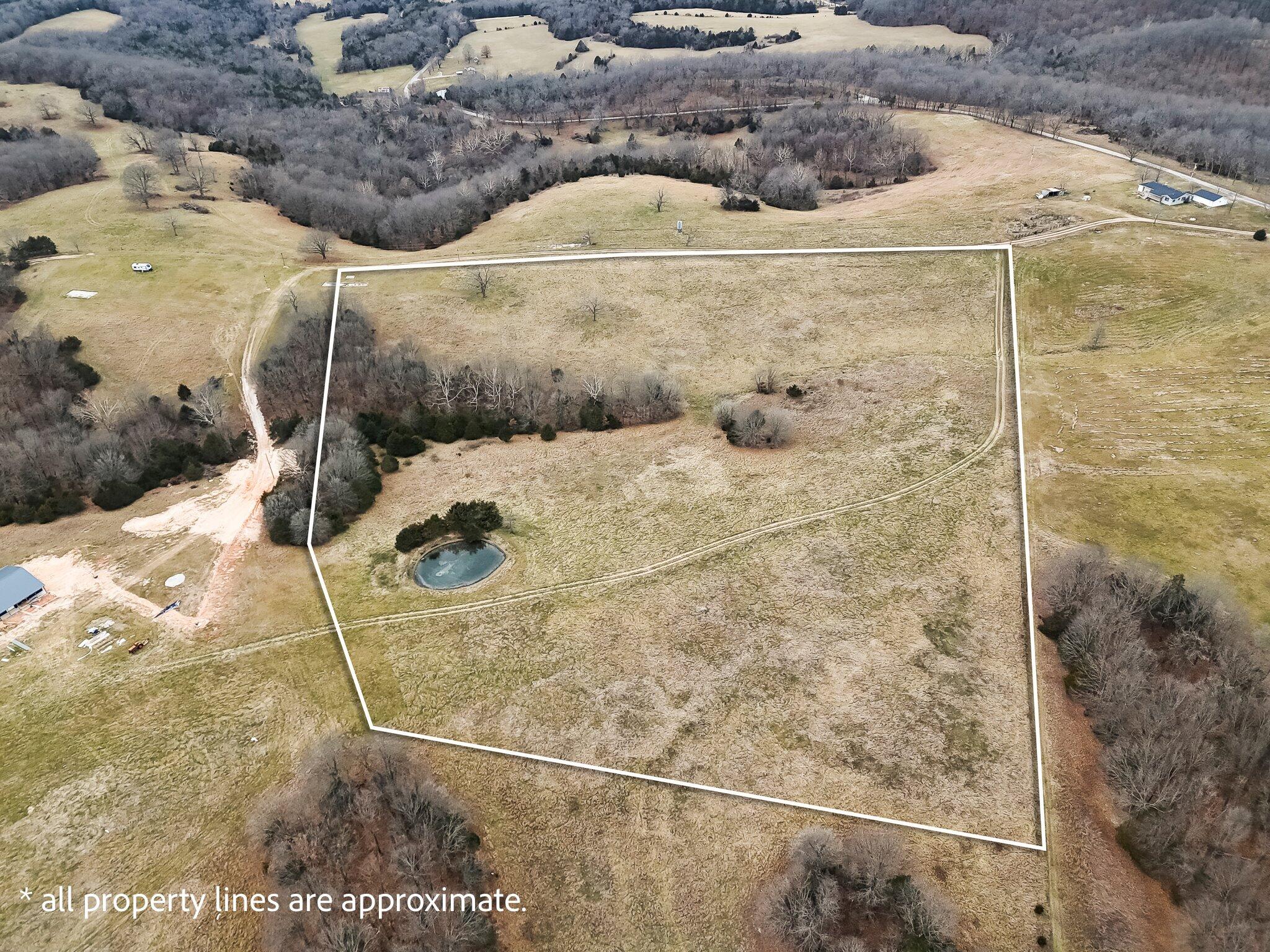 000 Farm Road 2080 Property Photo 9