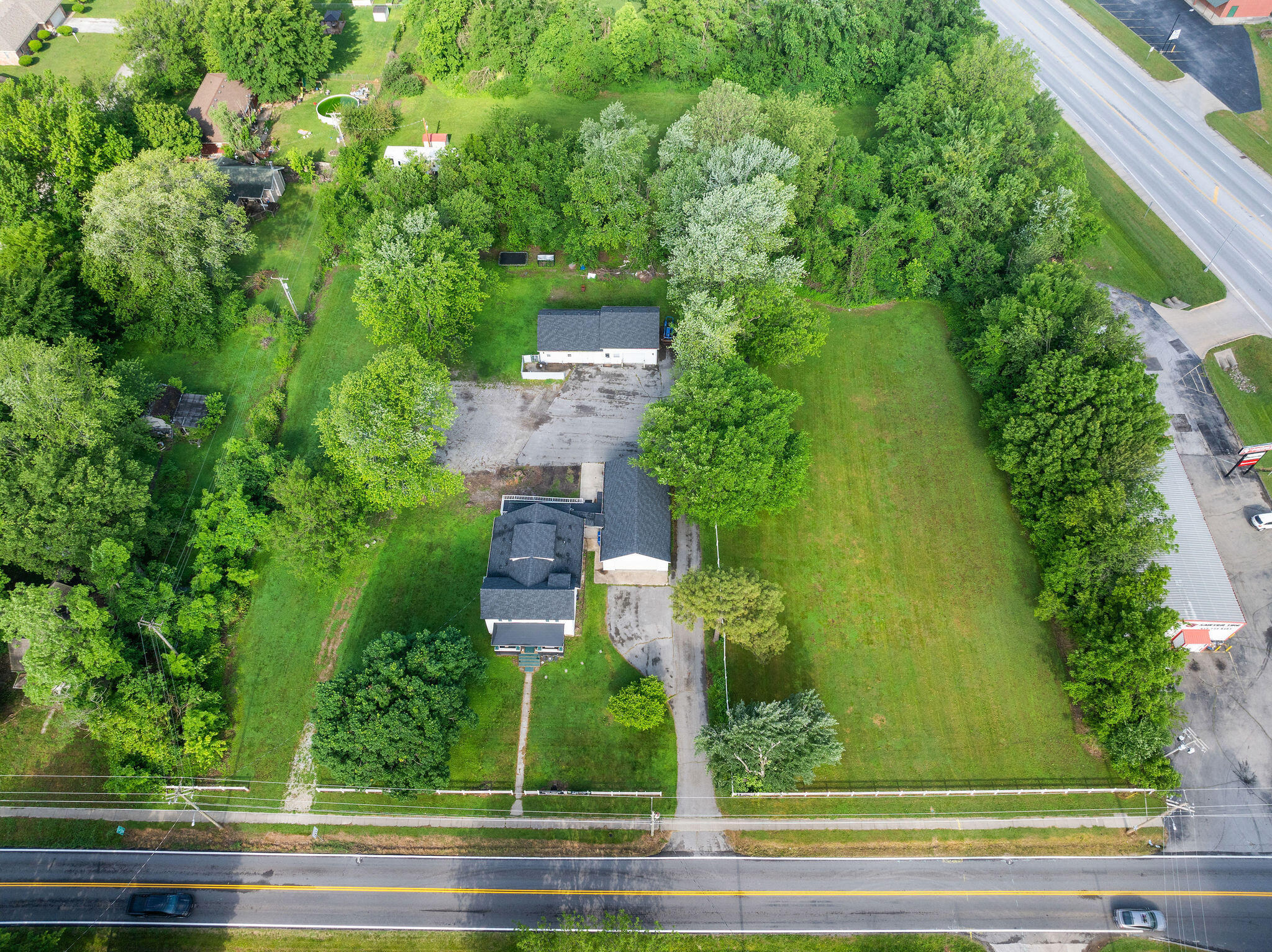 511 South Main Avenue Property Photo 33