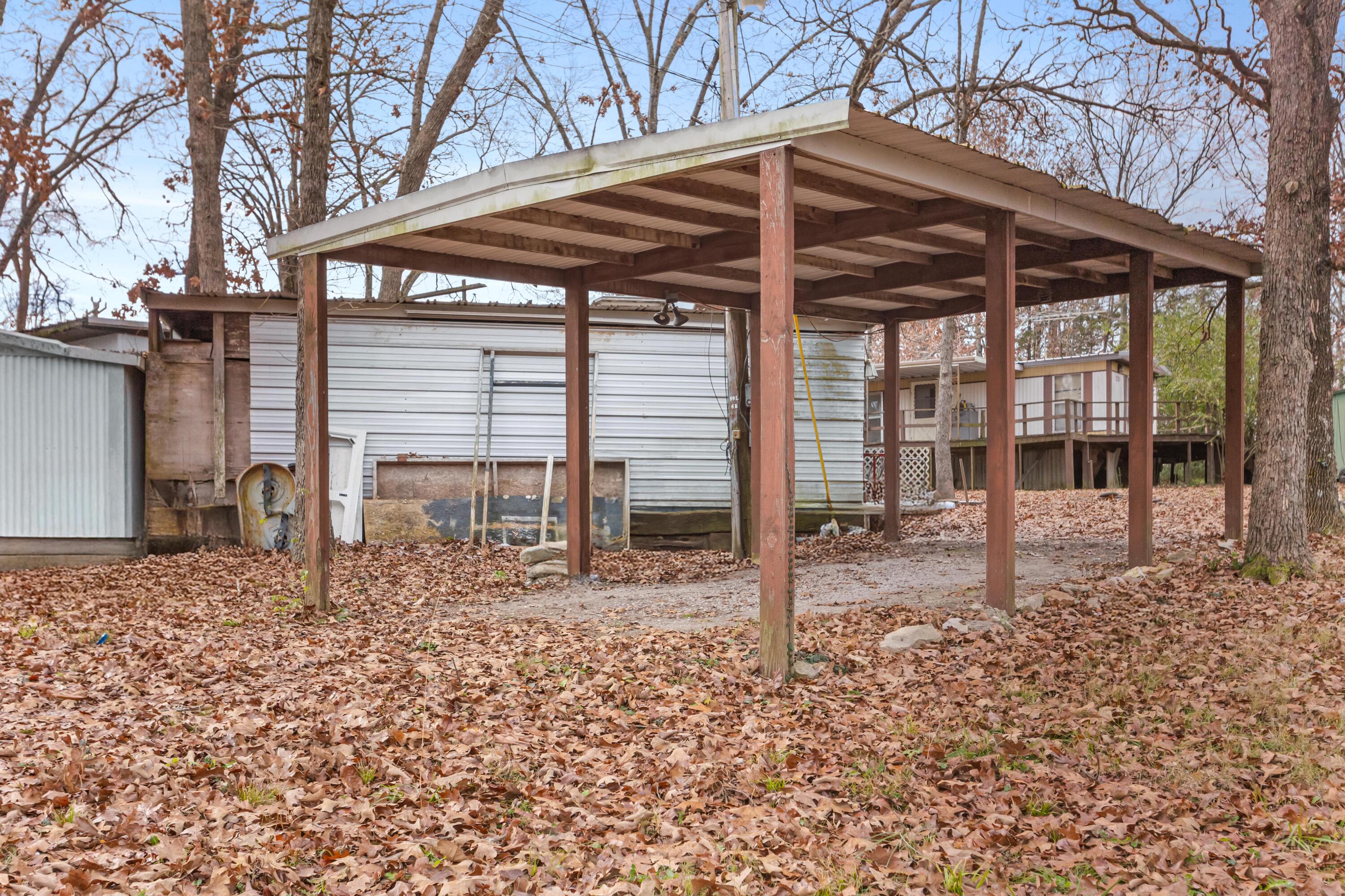 208 Beaver Road Property Photo 4