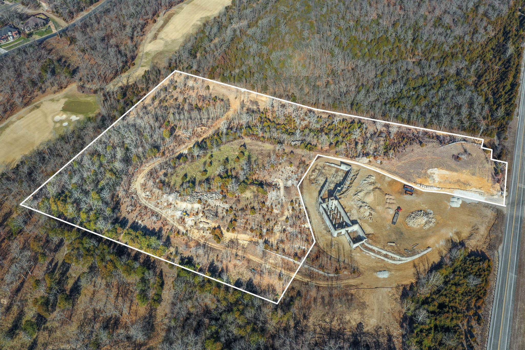 648 Sunrise Drive Property Photo 2