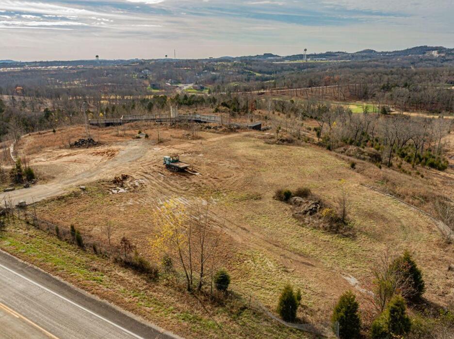 648 Sunrise Drive Property Photo 3