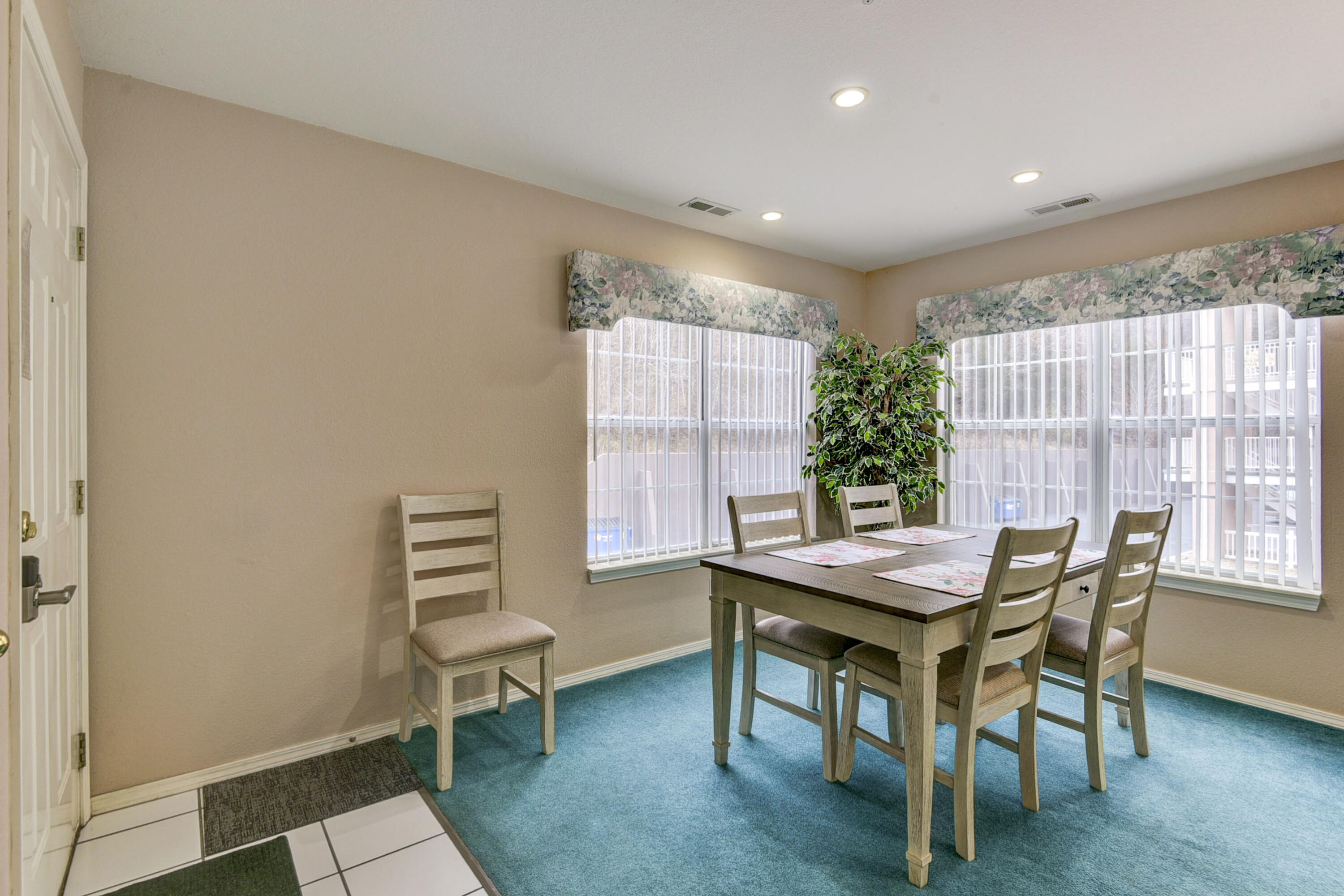 77 Anglers Pointe Drive 3 Property Photo 5