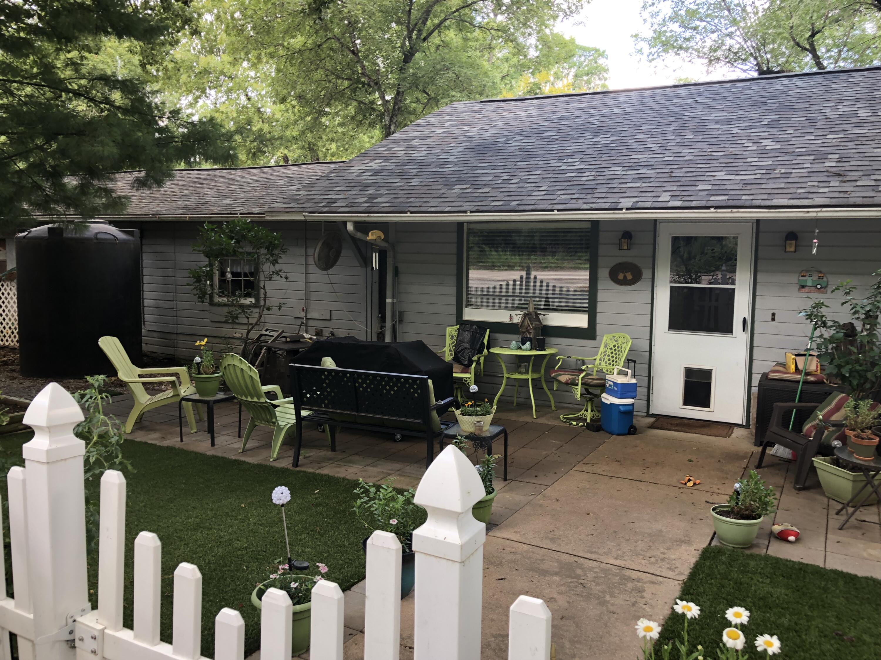 2325 Fout Road Property Photo 3