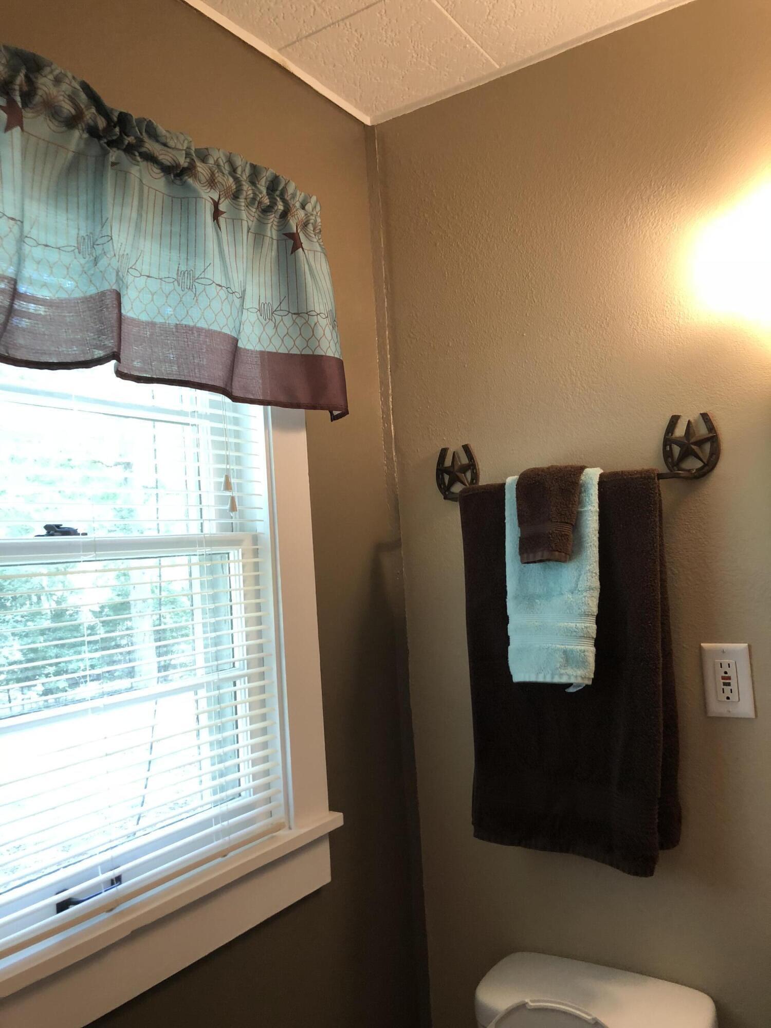 2325 Fout Road Property Photo 8