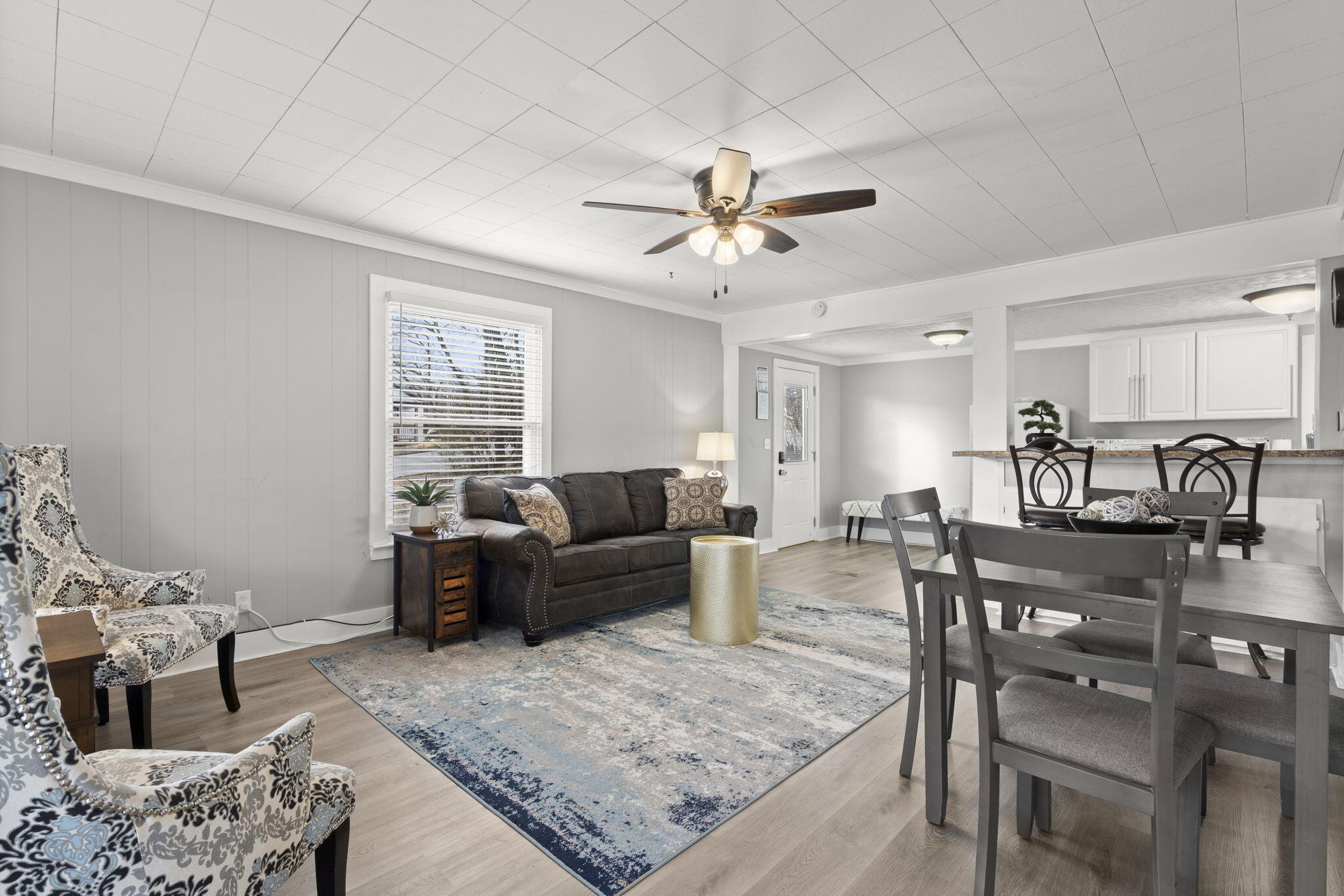 407 West College Street Property Photo 19