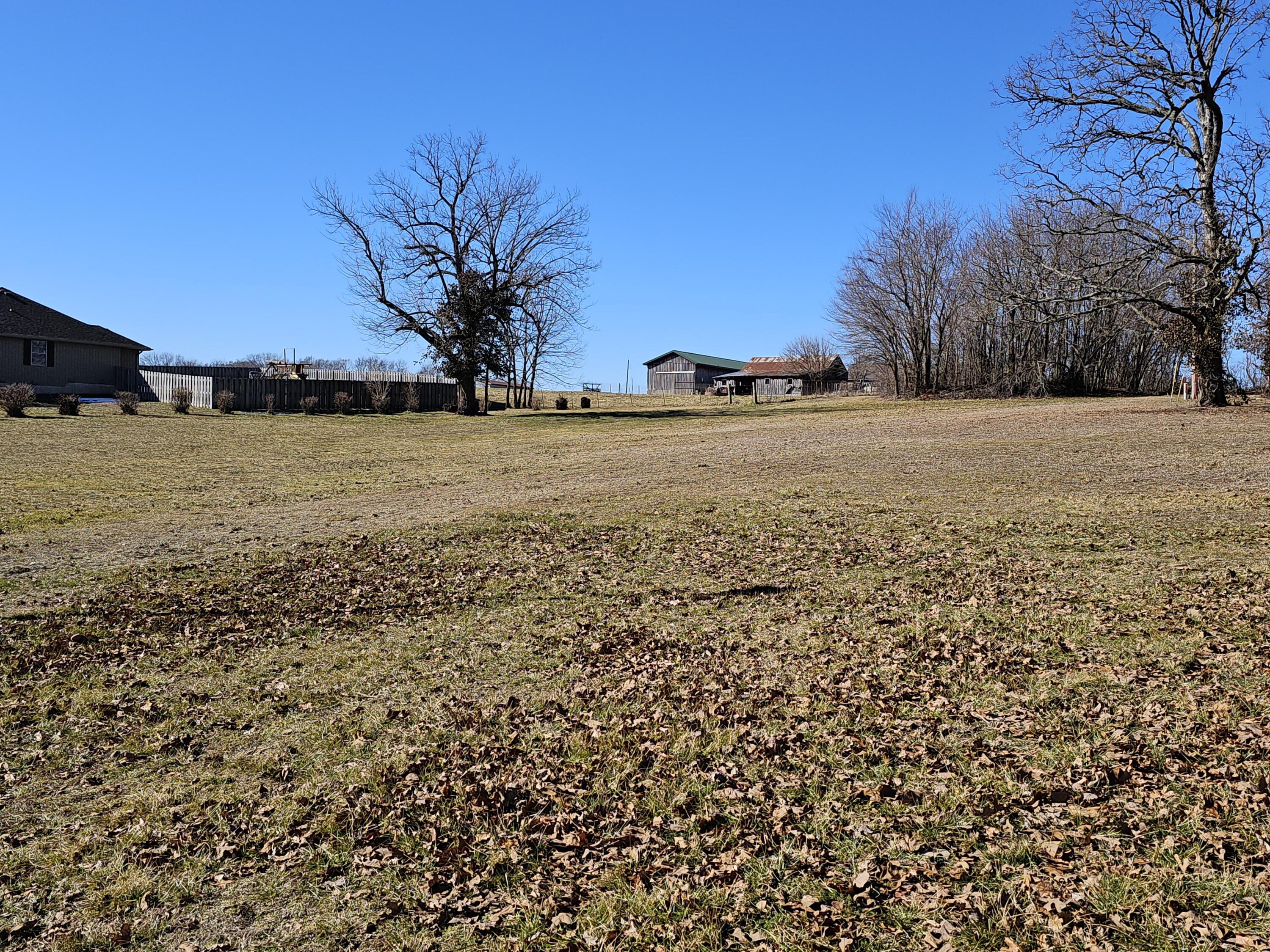 000 Redbud Place Property Photo 9