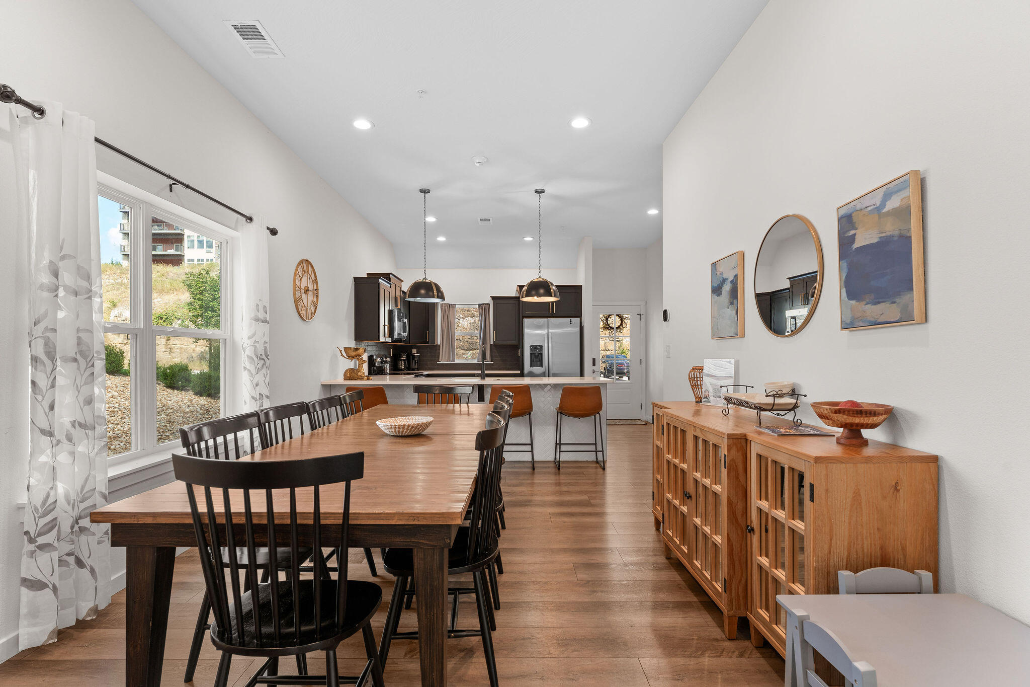365 Majestic Drive Property Photo 12
