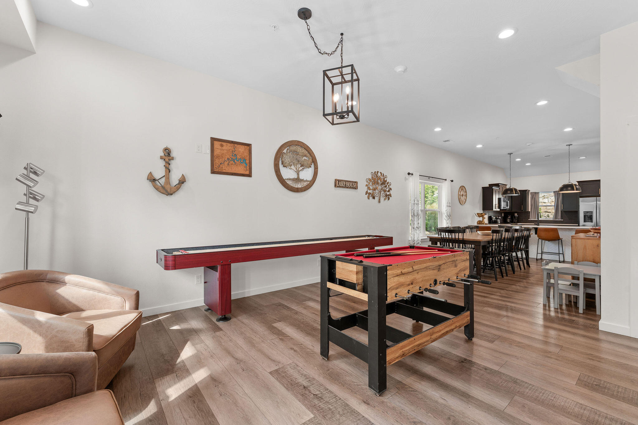 365 Majestic Drive Property Photo 17
