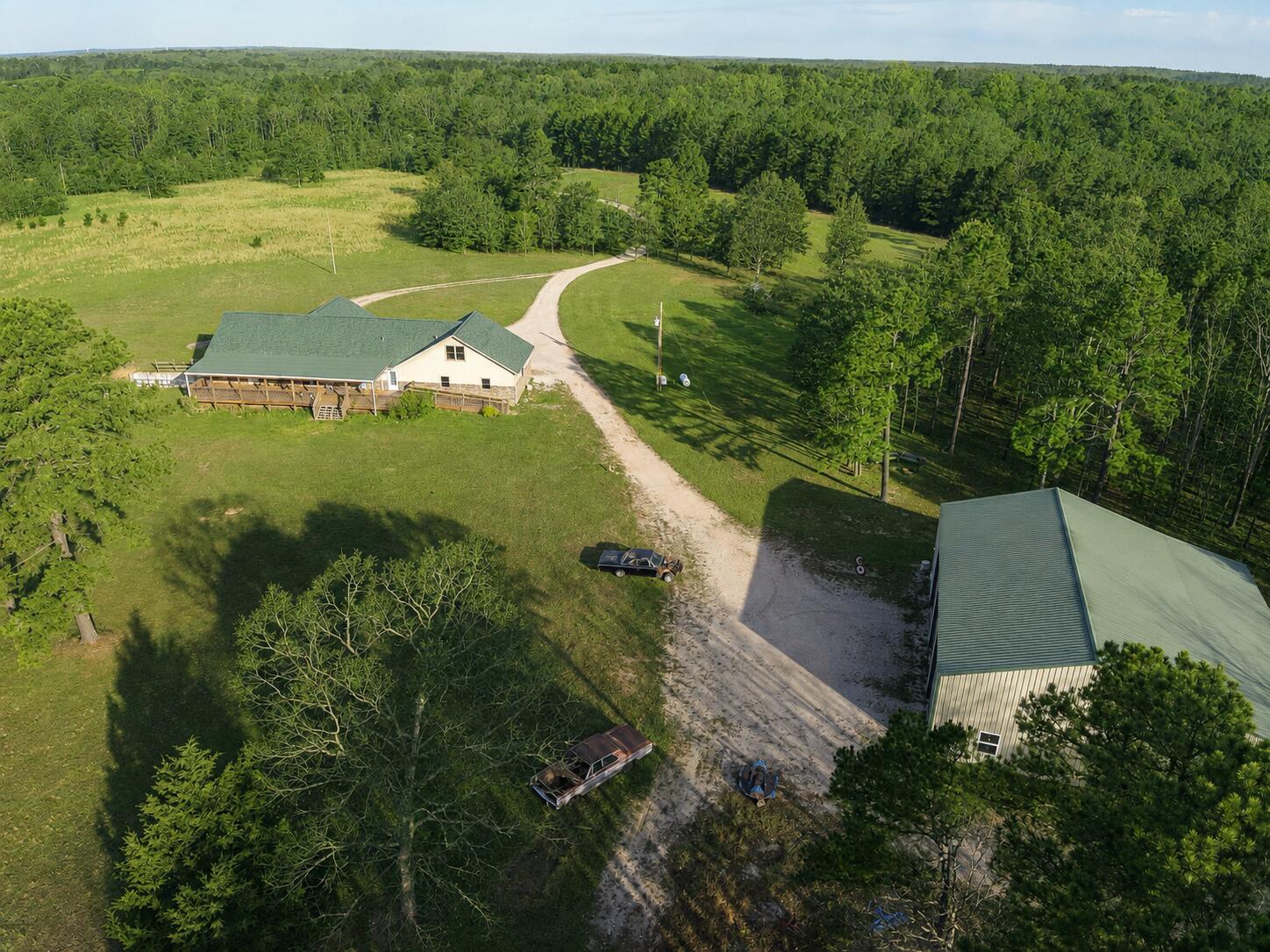19056 County Road 427 Property Photo 5