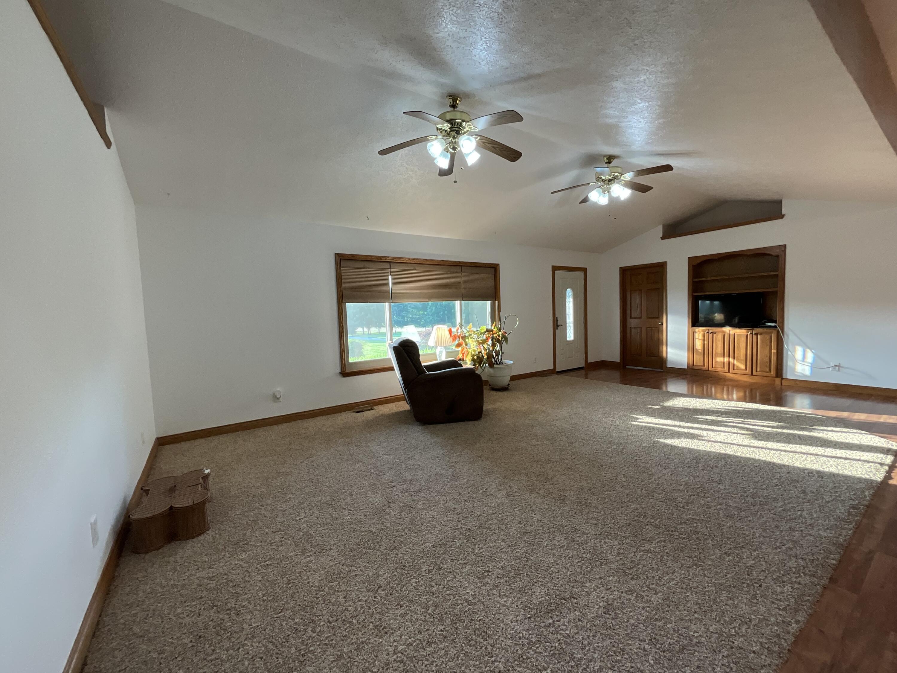 19056 County Road 427 Property Photo 18