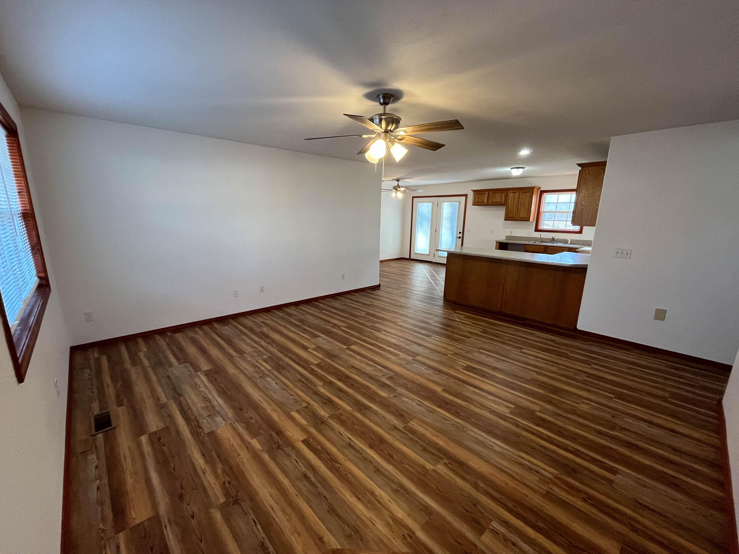 414 Regina Avenue Property Photo 4