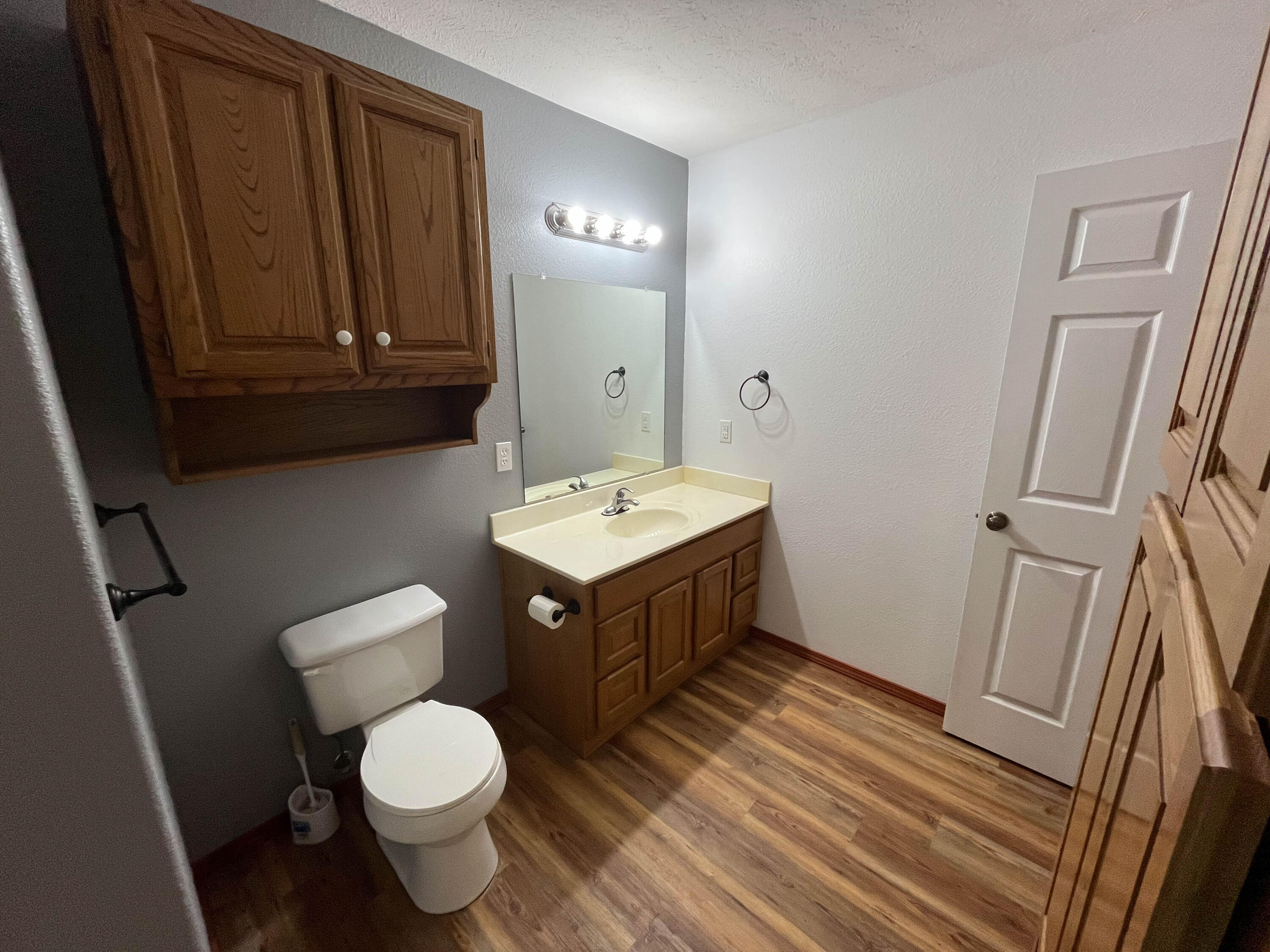 414 Regina Avenue Property Photo 17