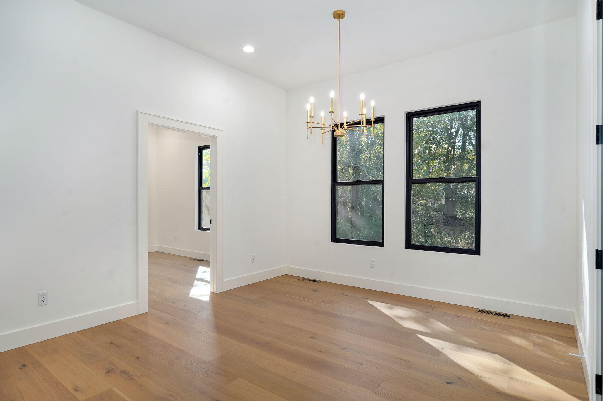 1702 East Cobblestone Drive Property Photo 20