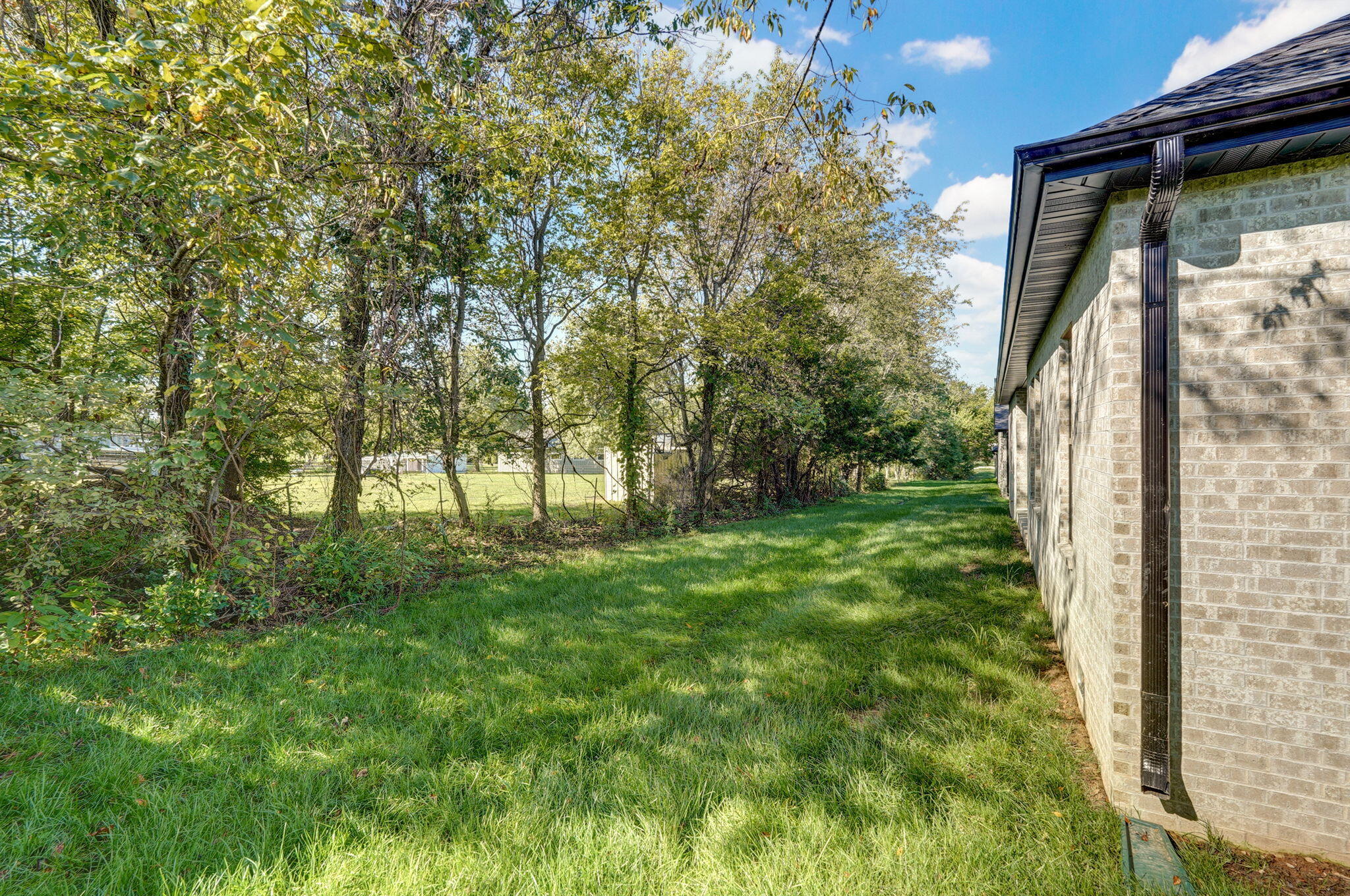 1702 East Cobblestone Drive Property Photo 41